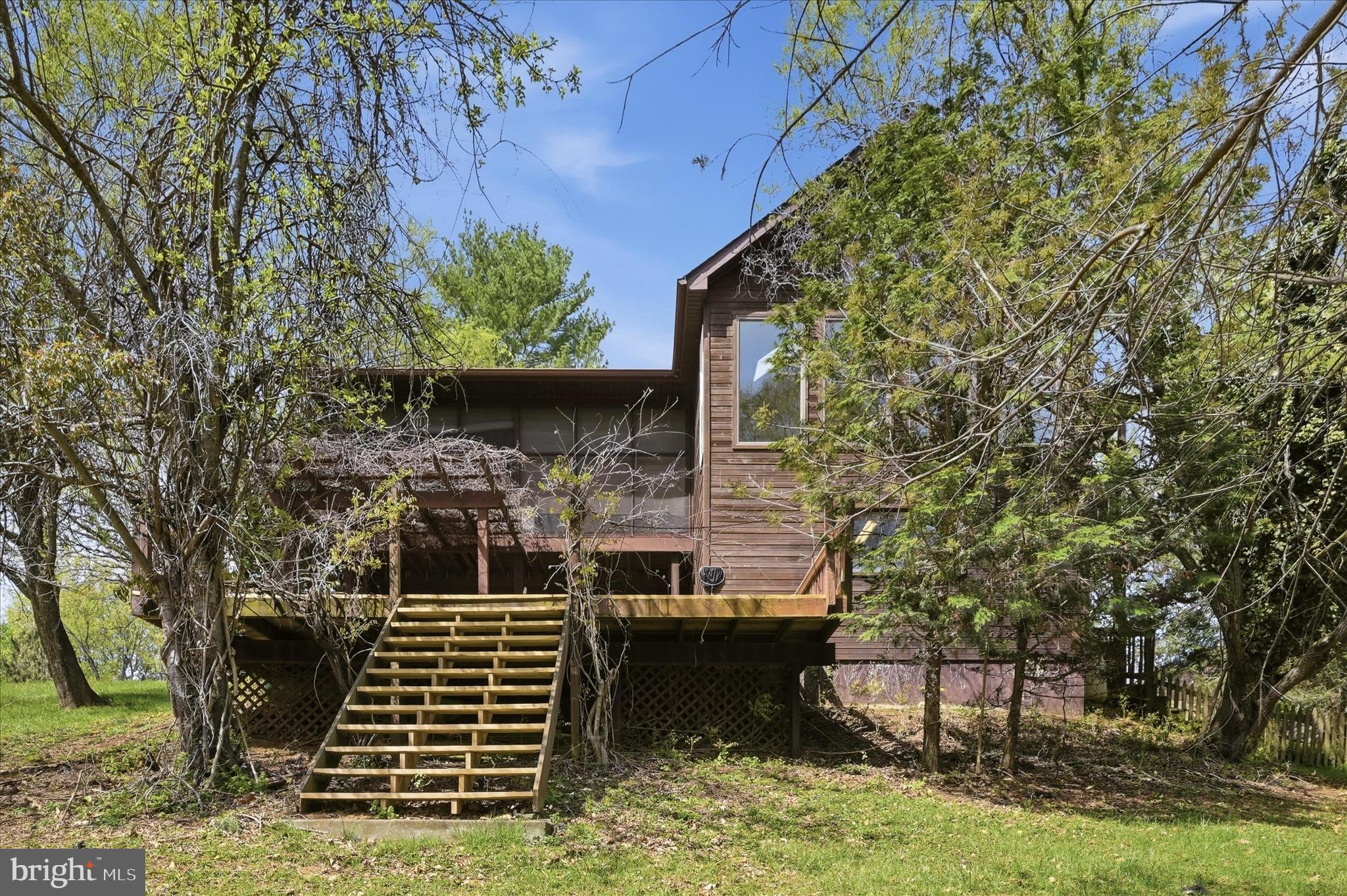 AVON BEND - Residential