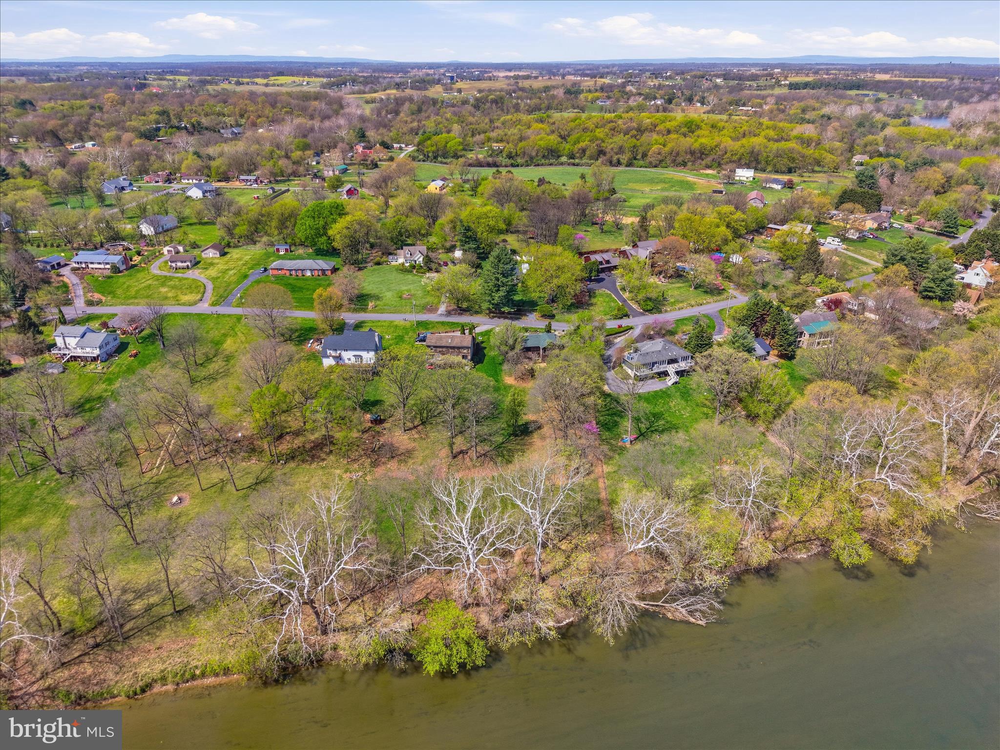 AVON BEND - Residential