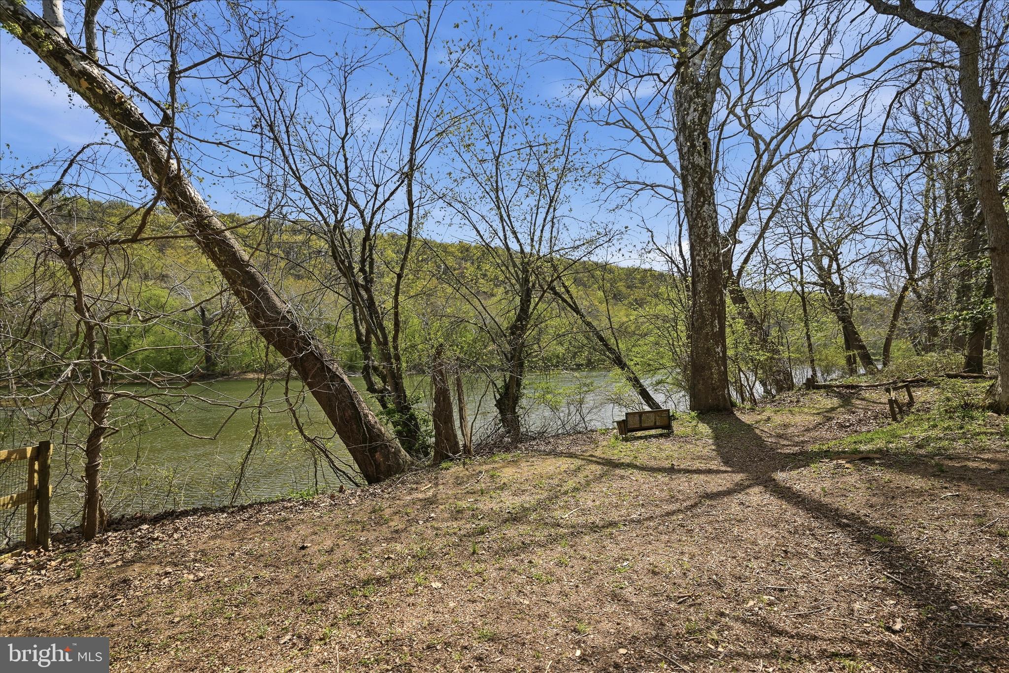 AVON BEND - Residential