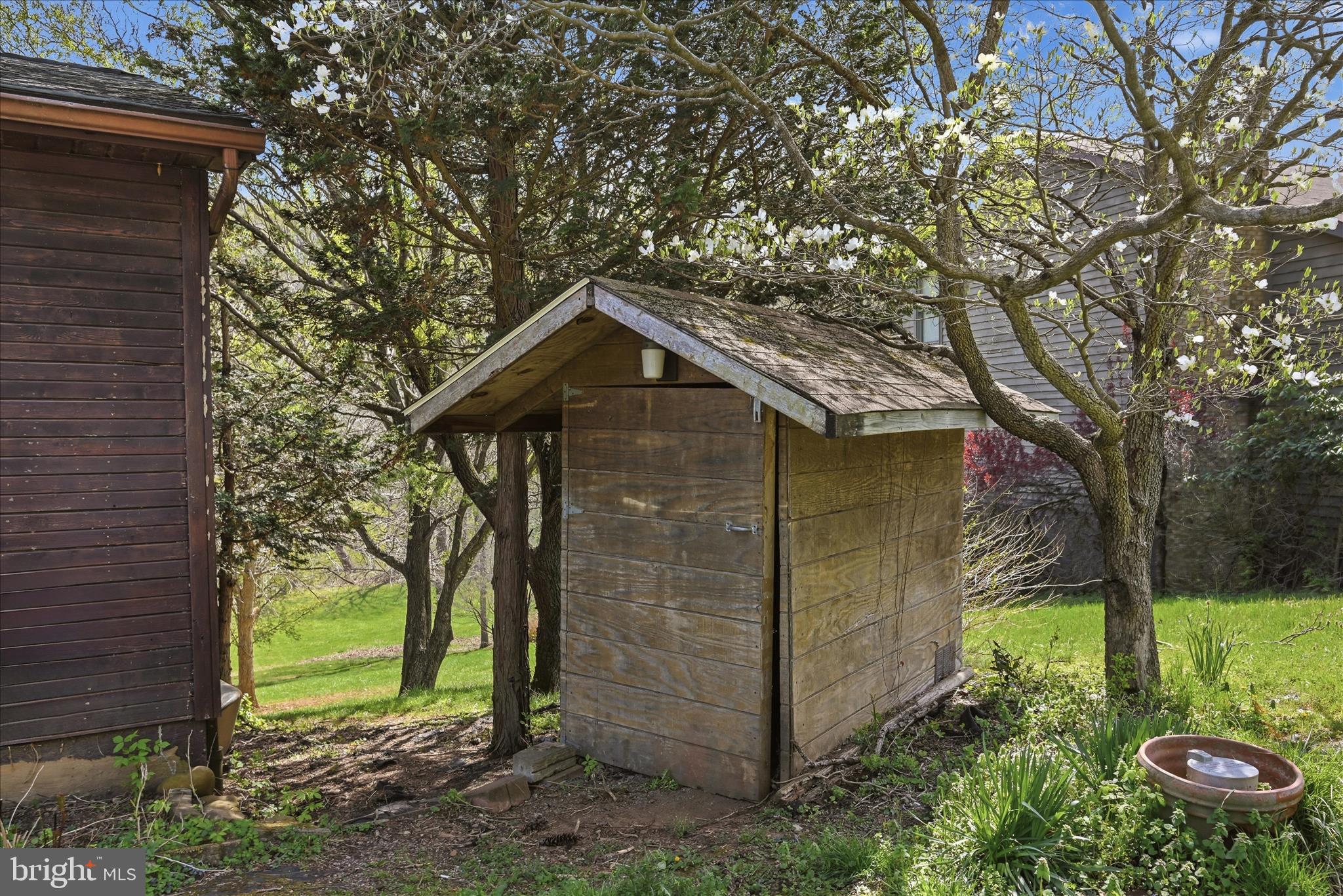 AVON BEND - Residential