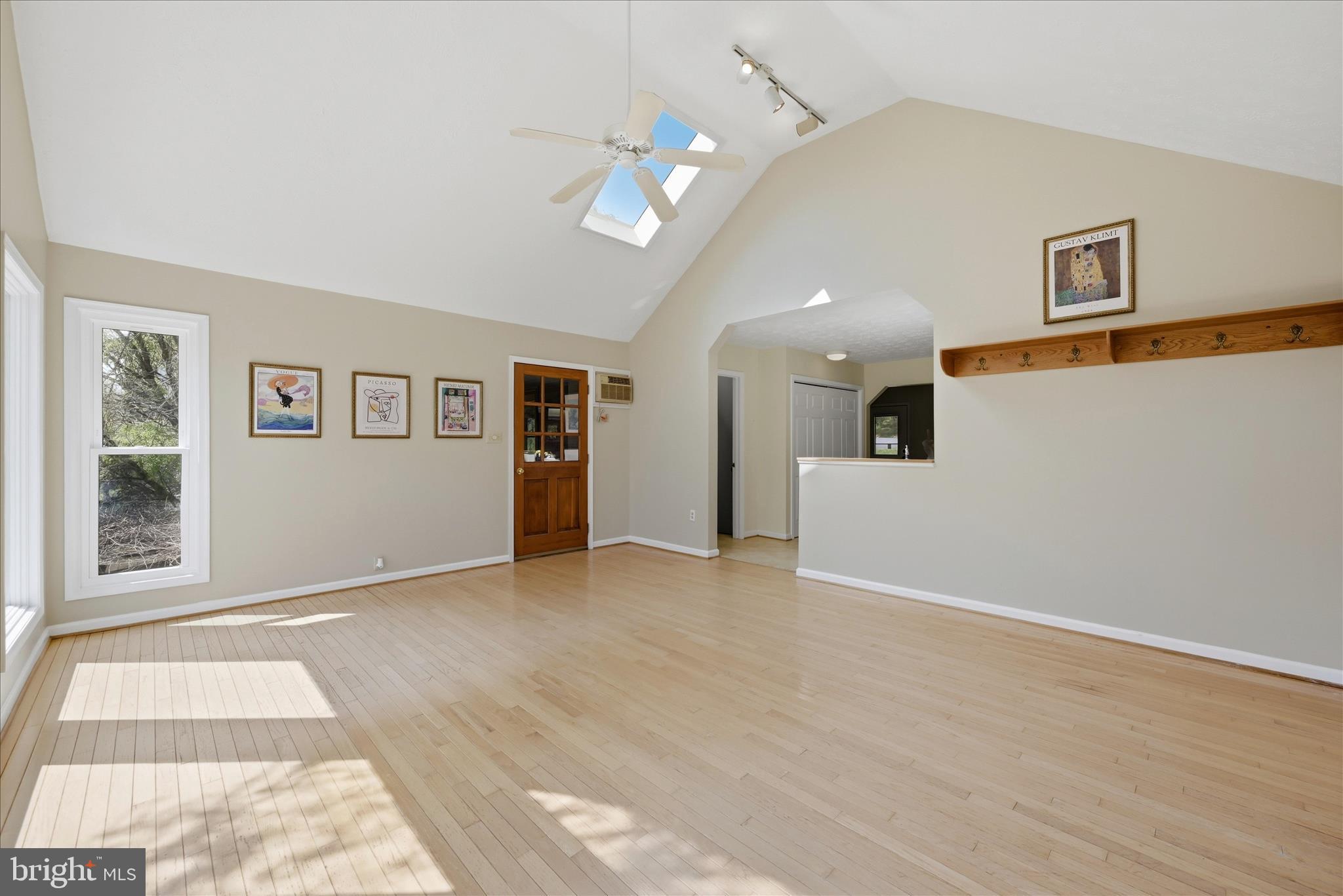 AVON BEND - Residential