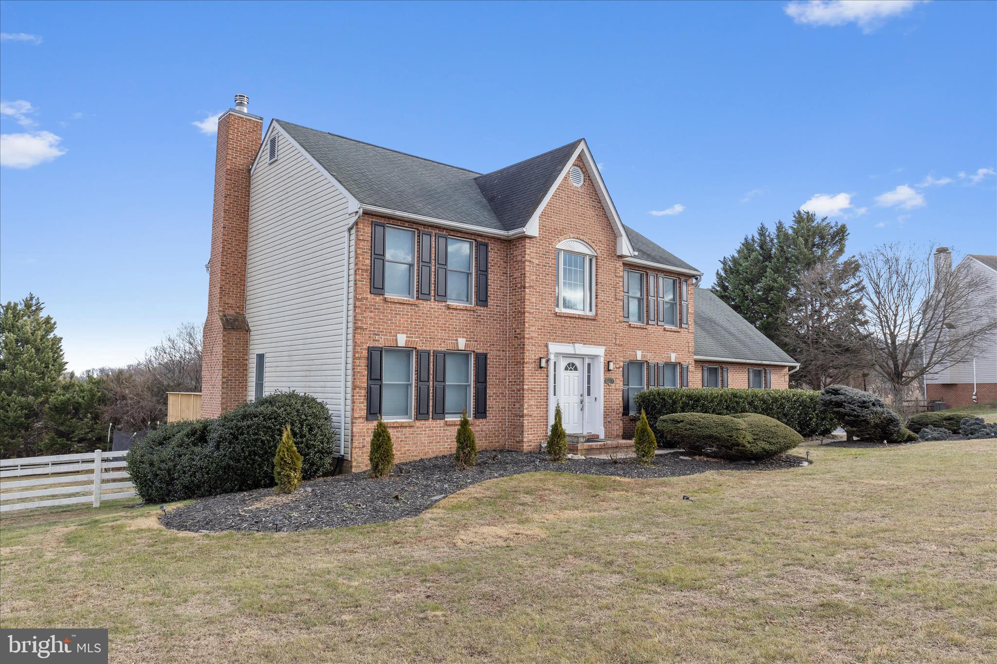 2111 WARREN WAY DRIVE