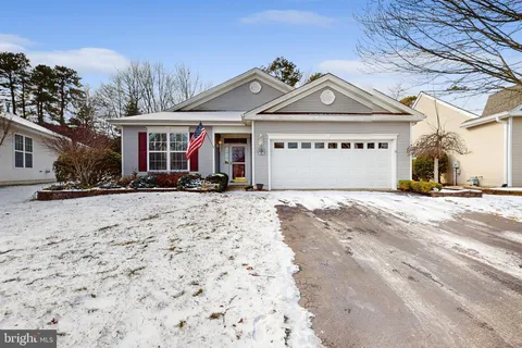 14 Edgewater Path, Barnegat, NJ MLS: NJOC2030982