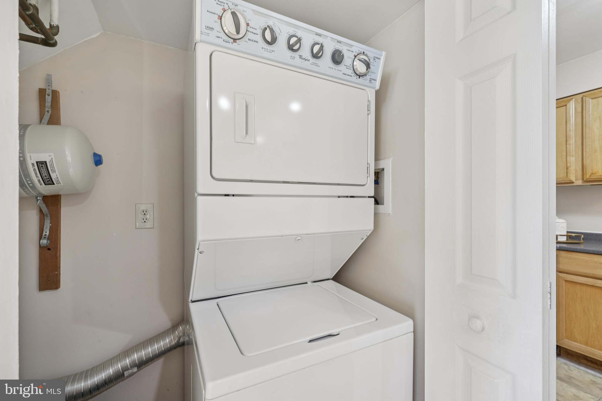 MAGOTHY ESTATES - Residential