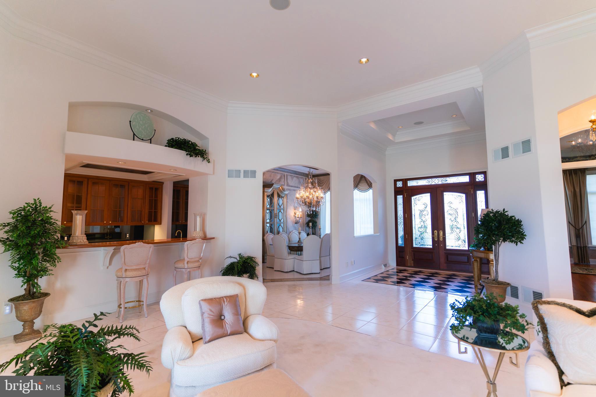 OUTDOOR COUNTRY CLUB - Residential