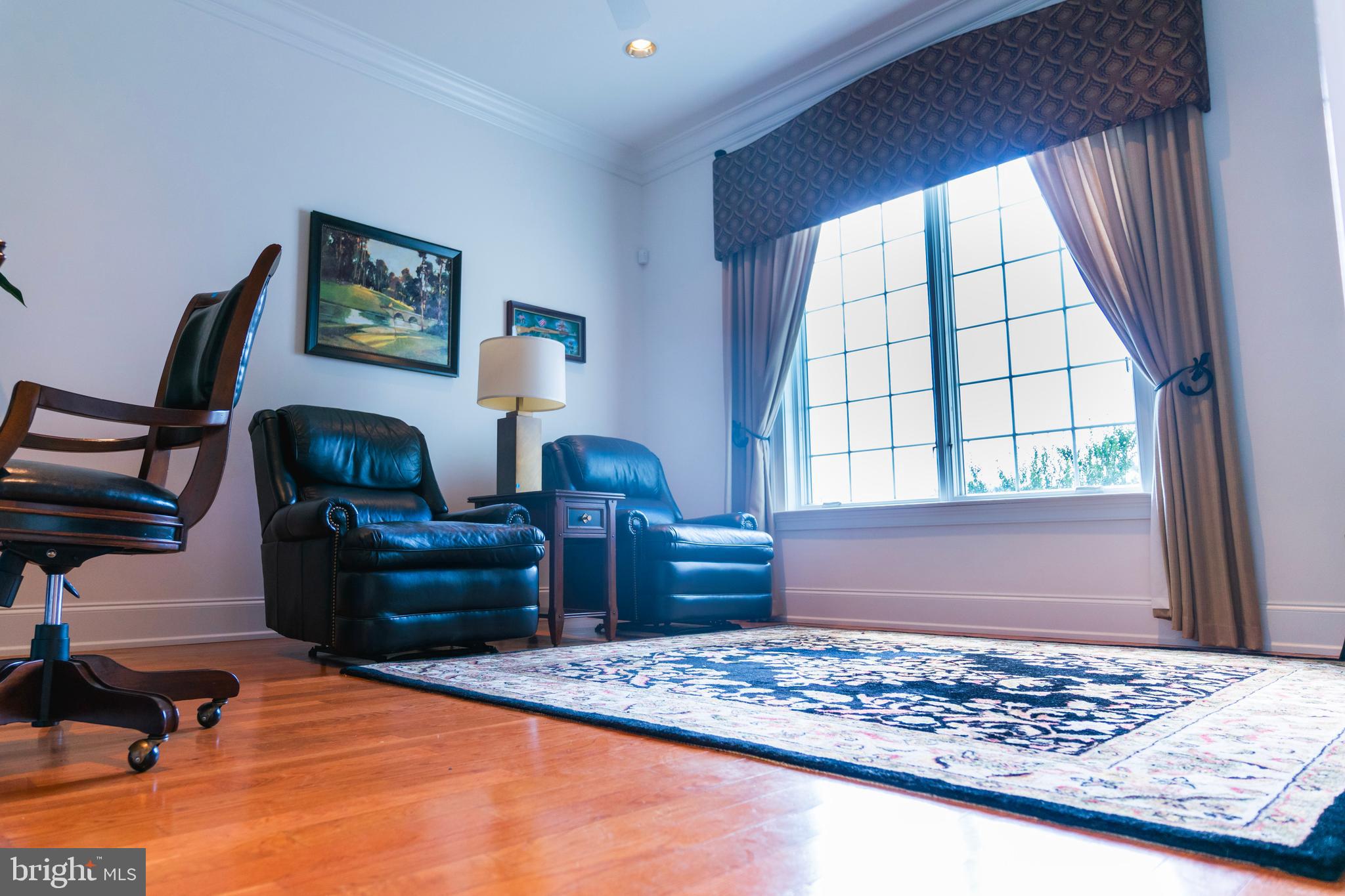 OUTDOOR COUNTRY CLUB - Residential