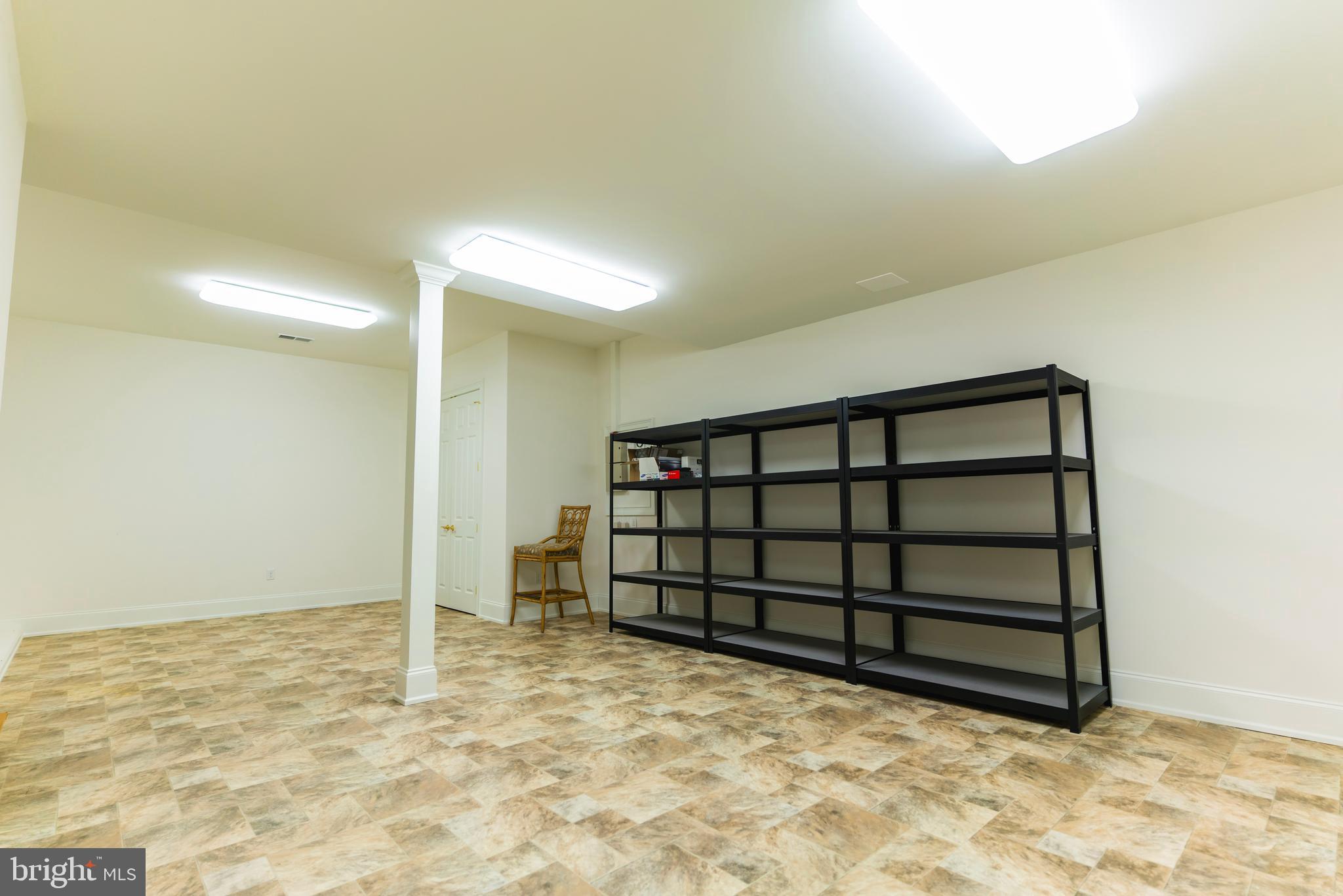 OUTDOOR COUNTRY CLUB - Residential