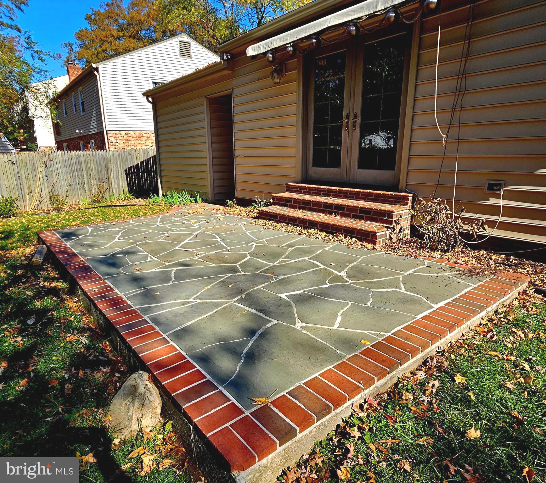 MT VERNON HILLS - Residential