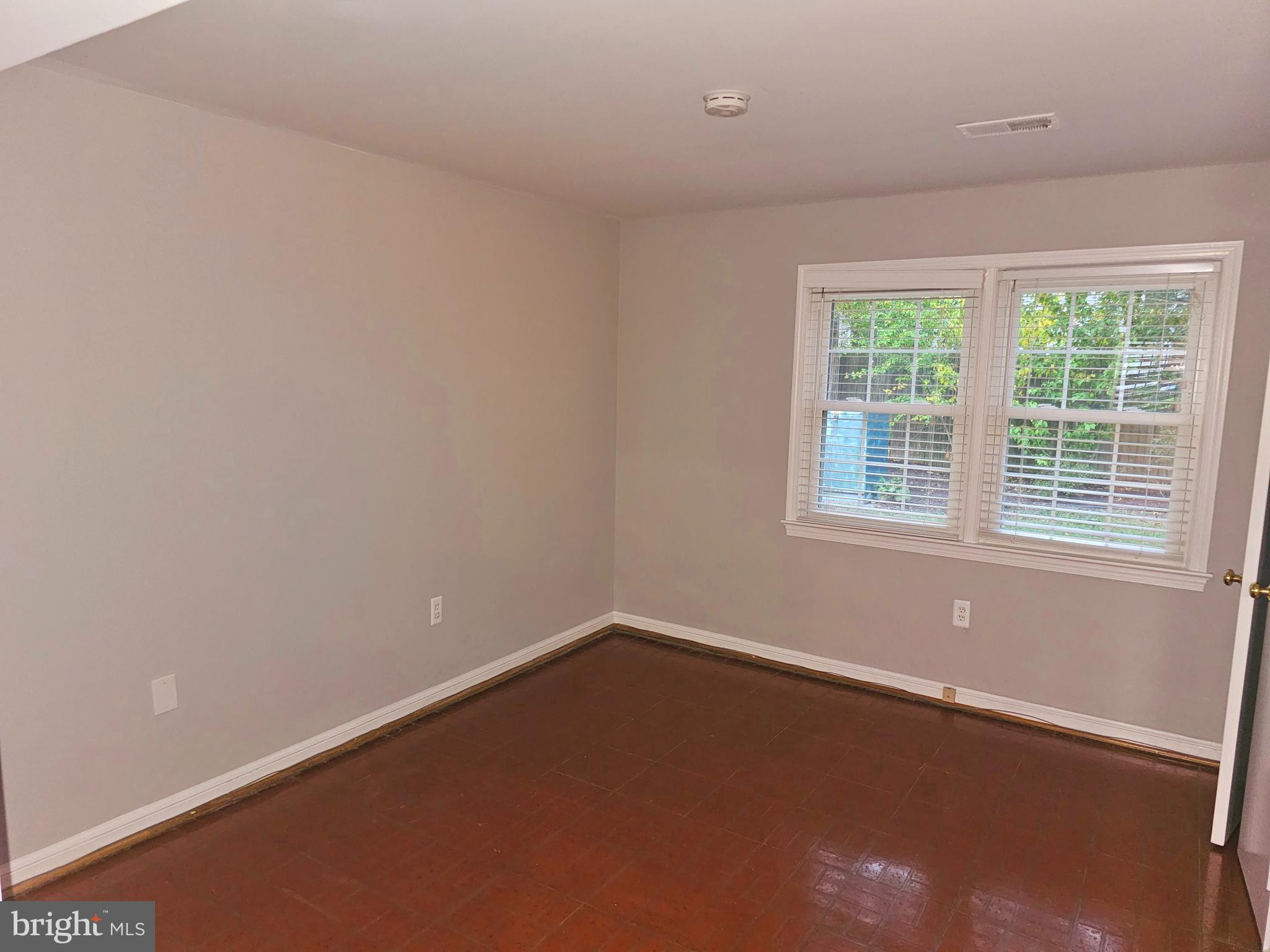 MT VERNON HILLS - Residential