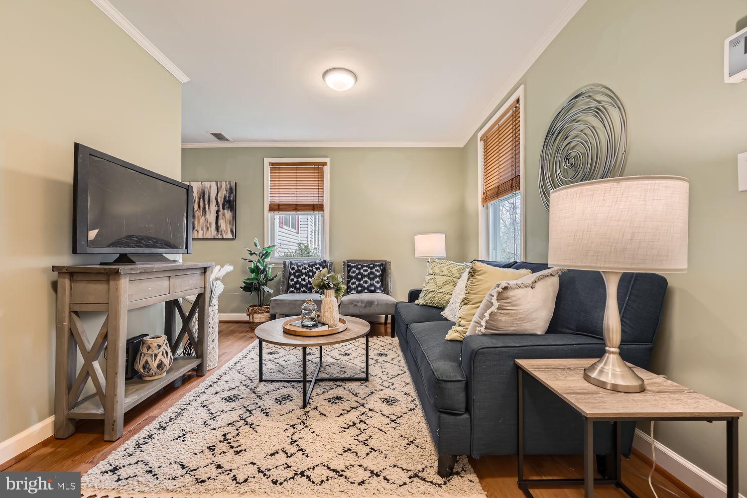 MOUNT WASHINGTON - Residential