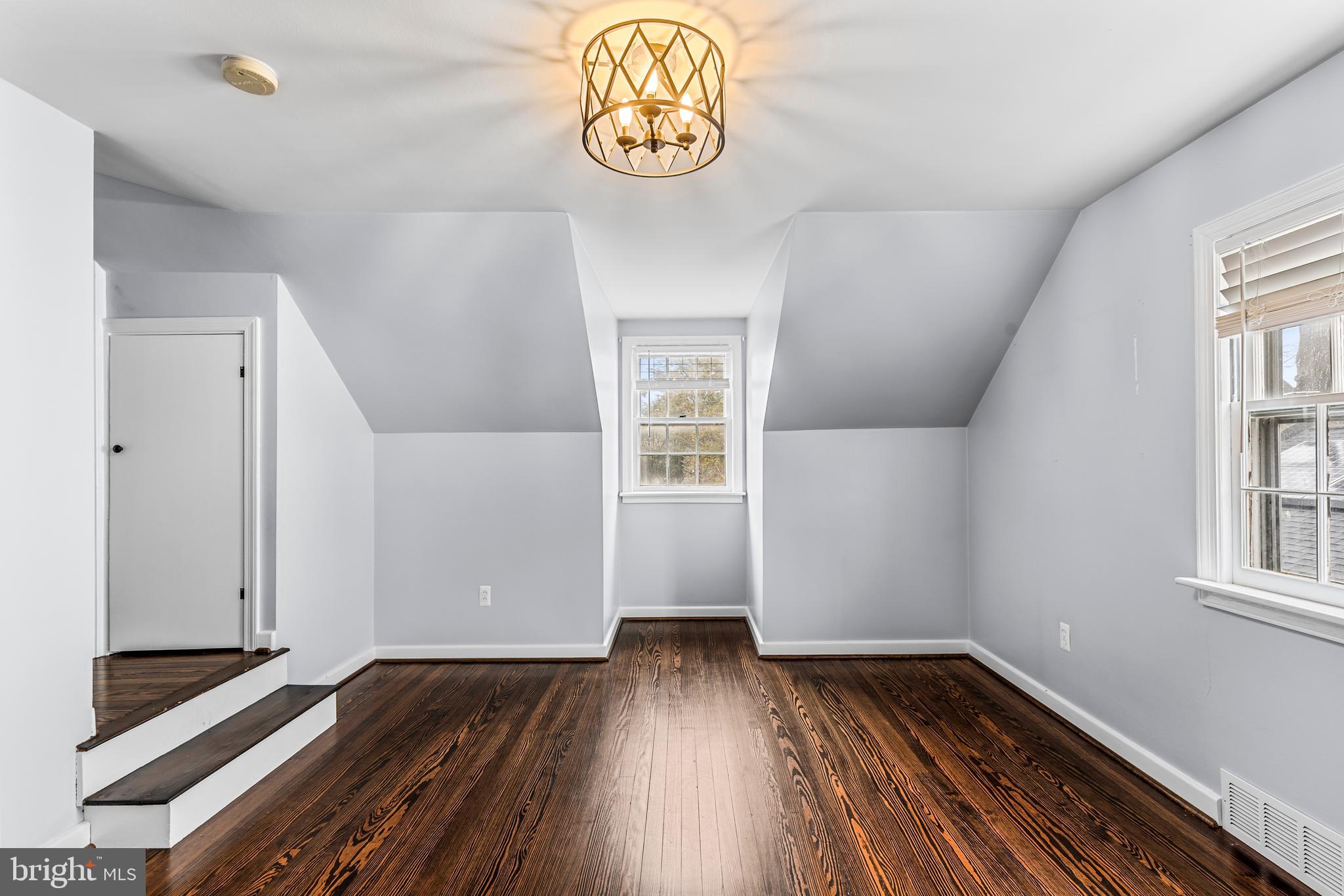 GRANDVIEW HEIGHTS - Residential