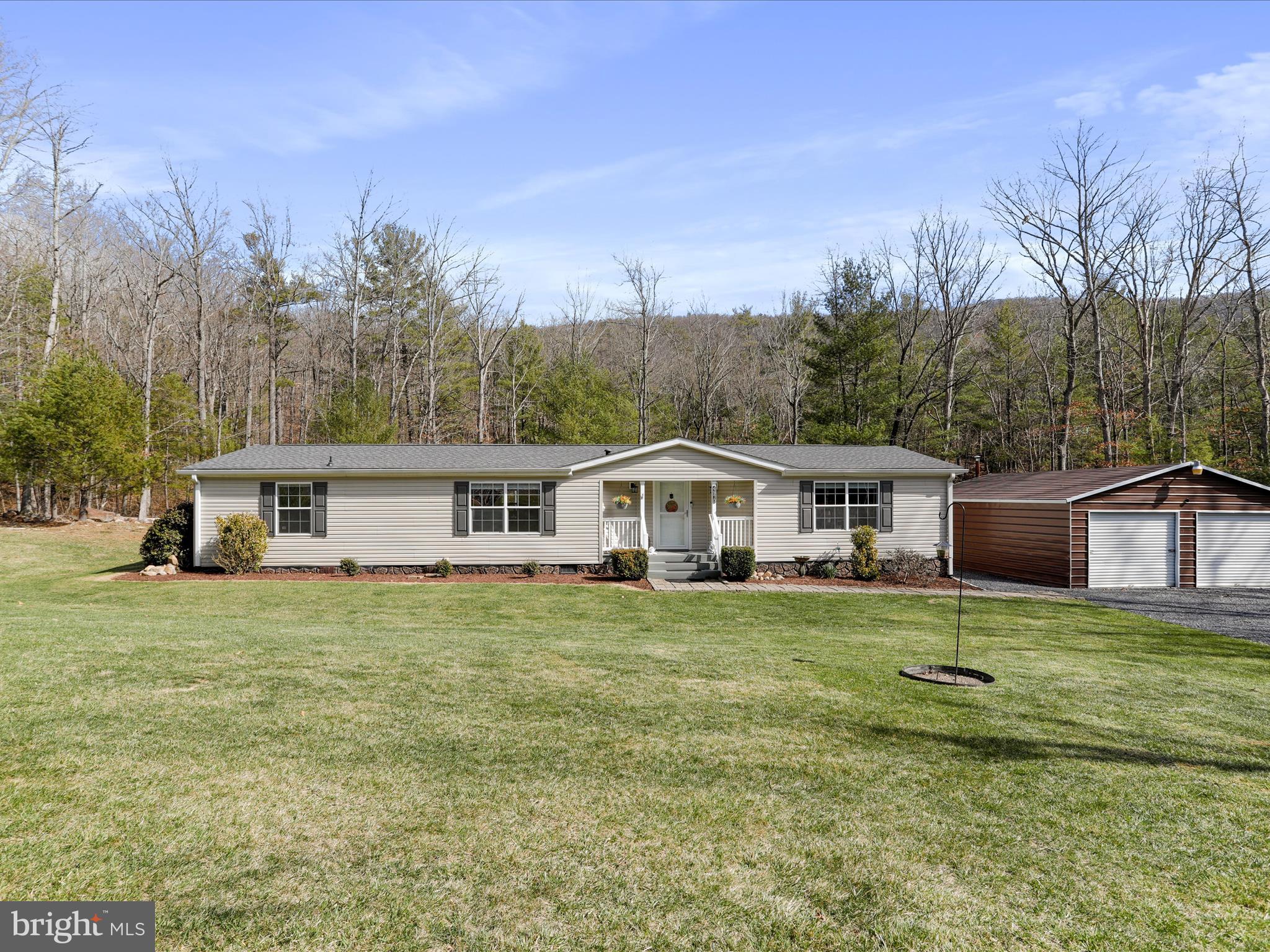 HIDDEN PASS - Residential