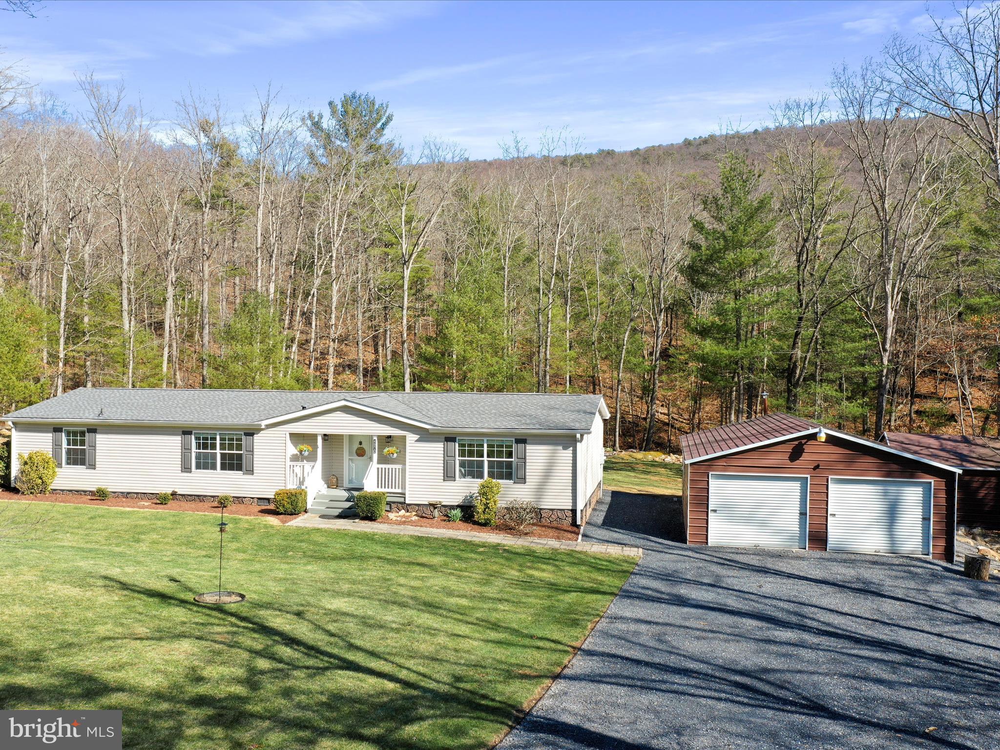 HIDDEN PASS - Residential