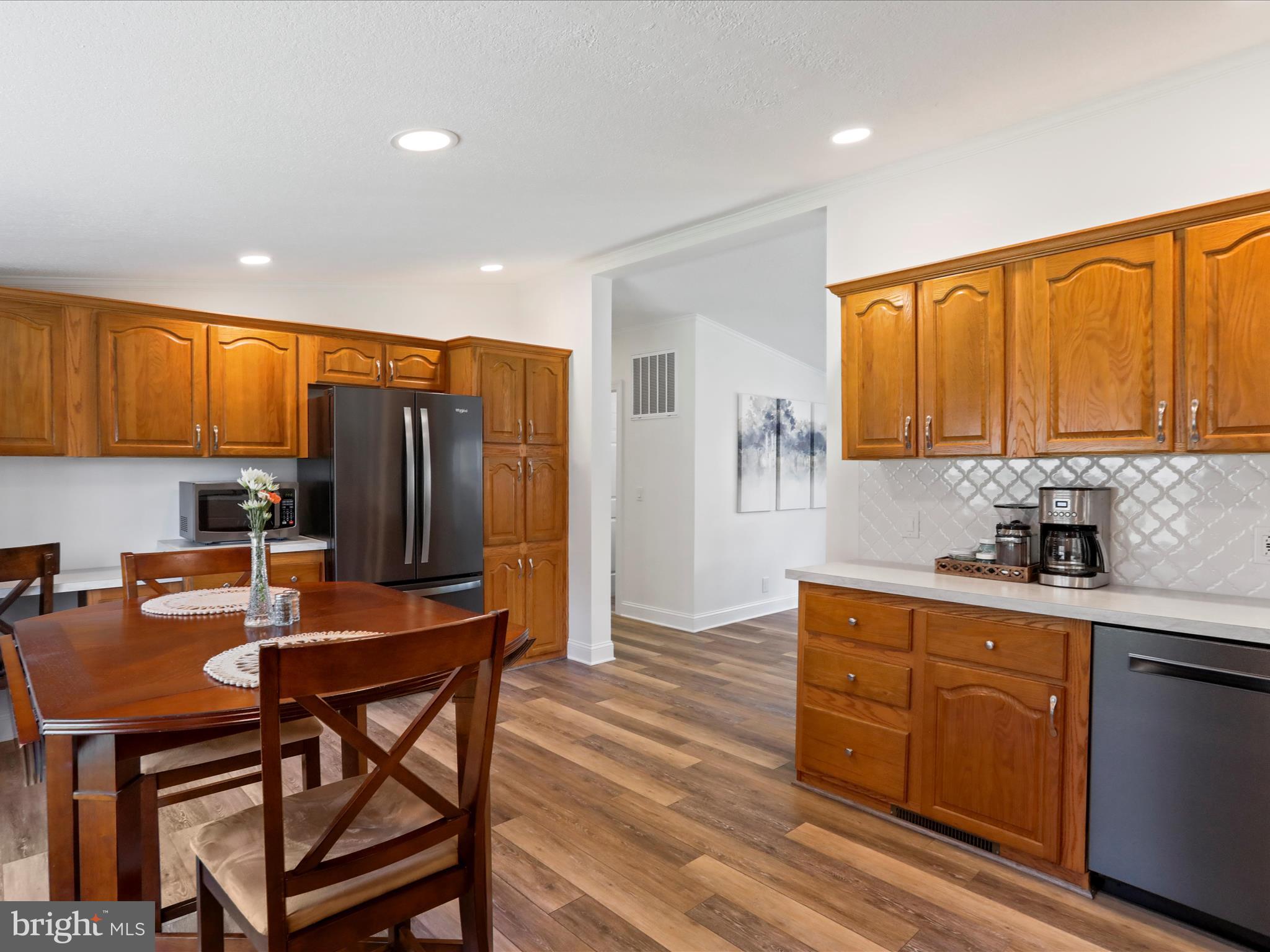 HIDDEN PASS - Residential