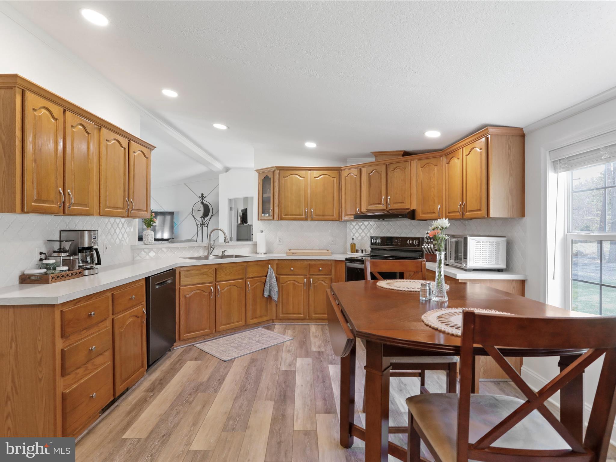 HIDDEN PASS - Residential