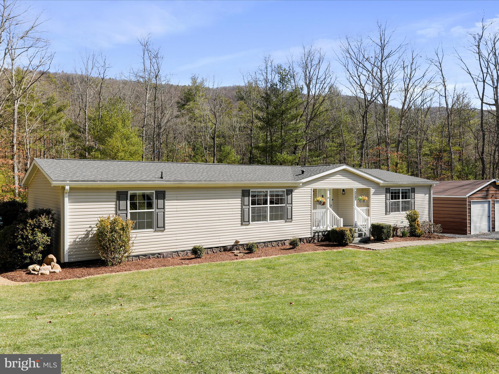 HIDDEN PASS - Residential