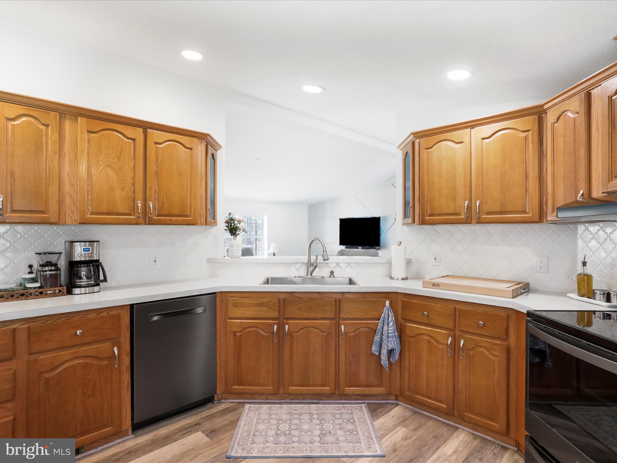 HIDDEN PASS - Residential