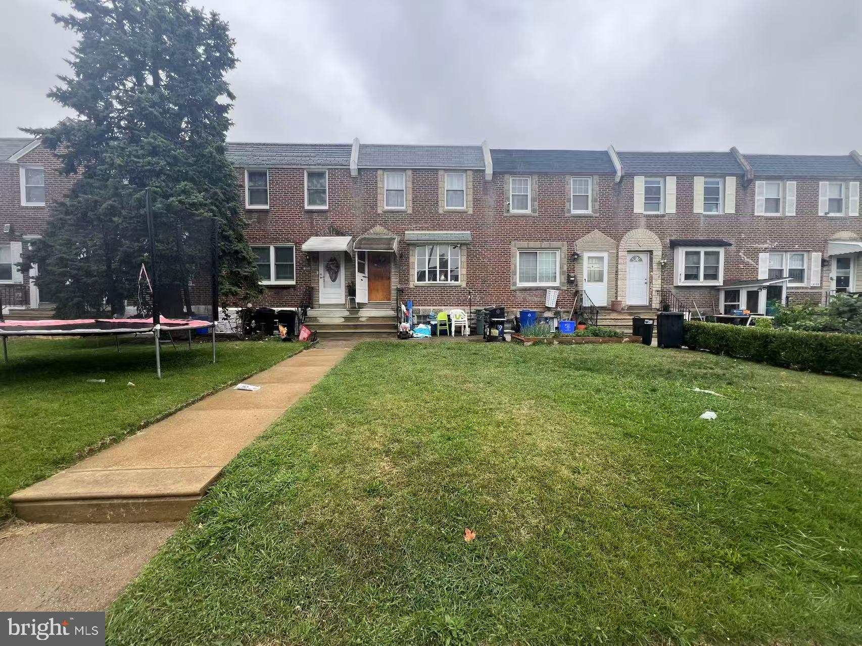 MAYFAIR - Residential