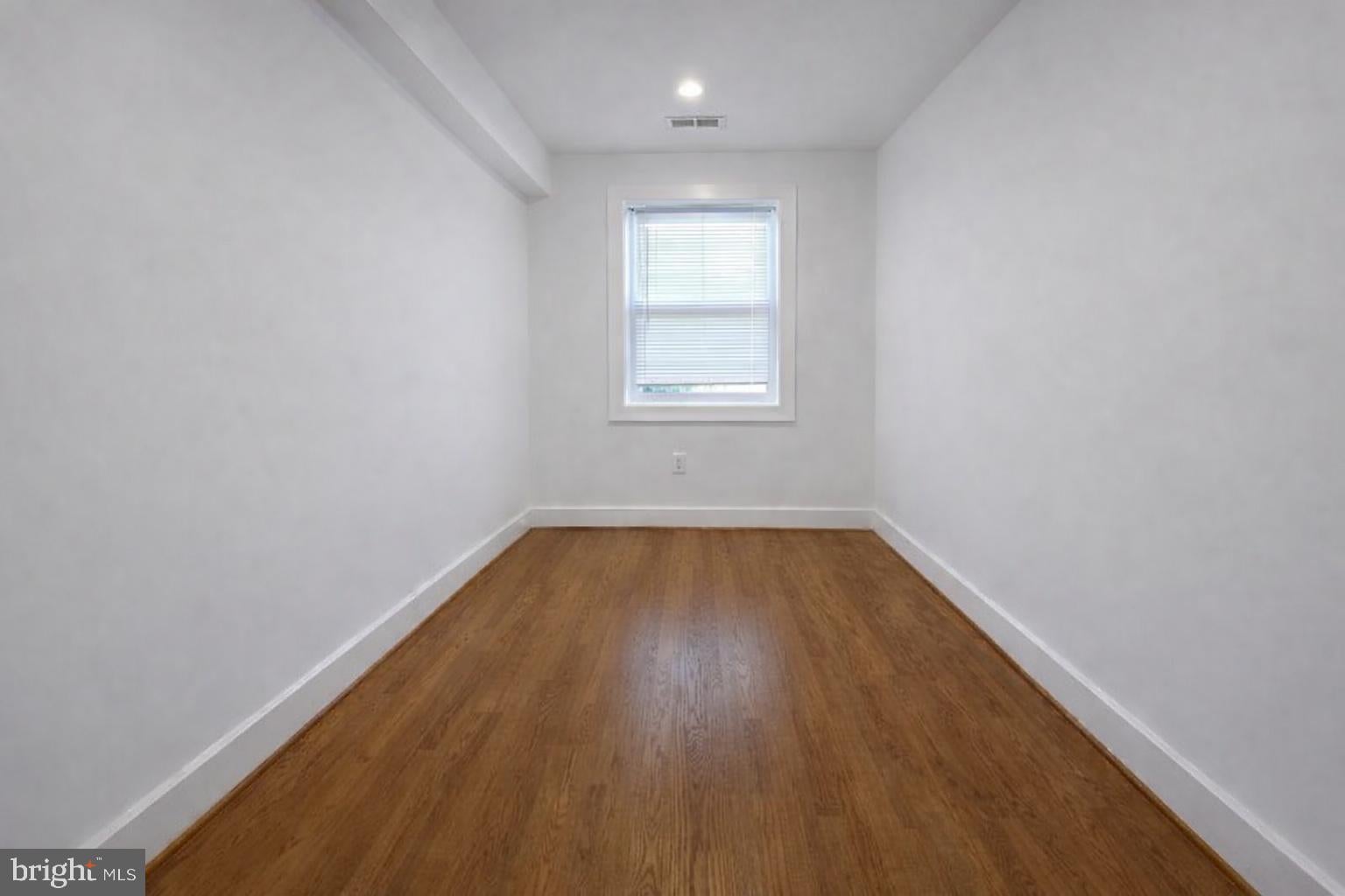604 17TH STREET NE UNIT 2