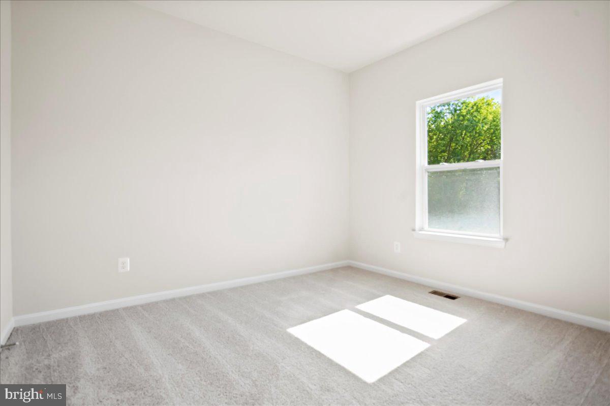 HUNTWELL WEST - Residential