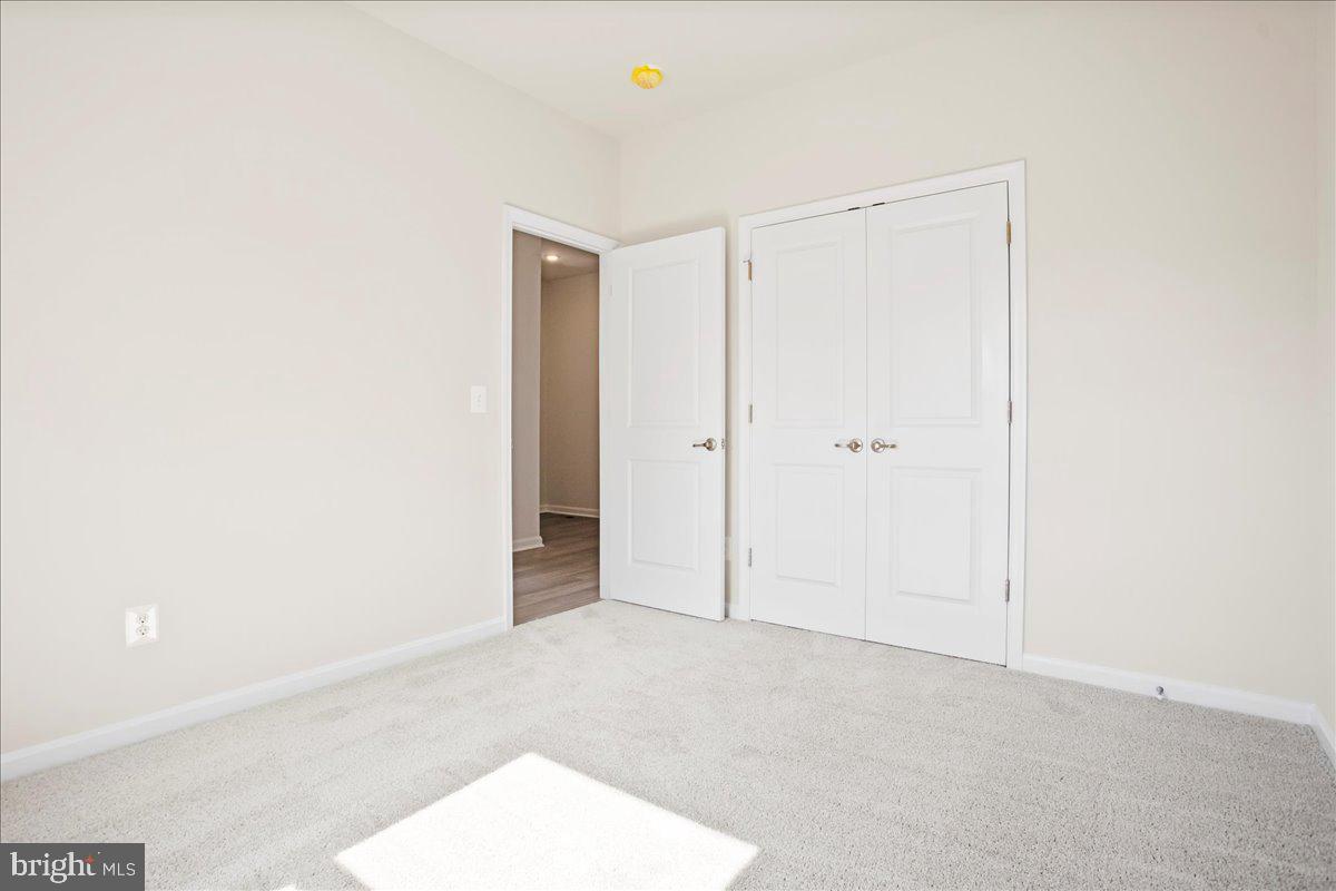 HUNTWELL WEST - Residential