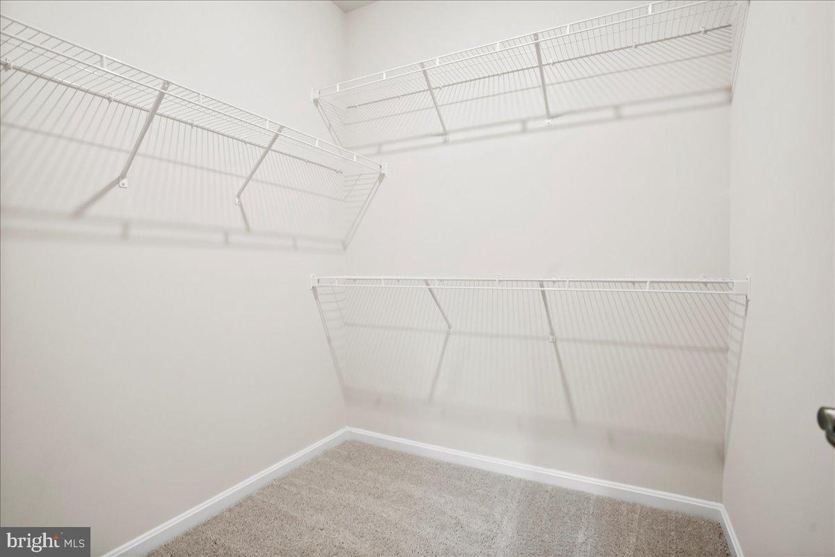 HUNTWELL WEST - Residential