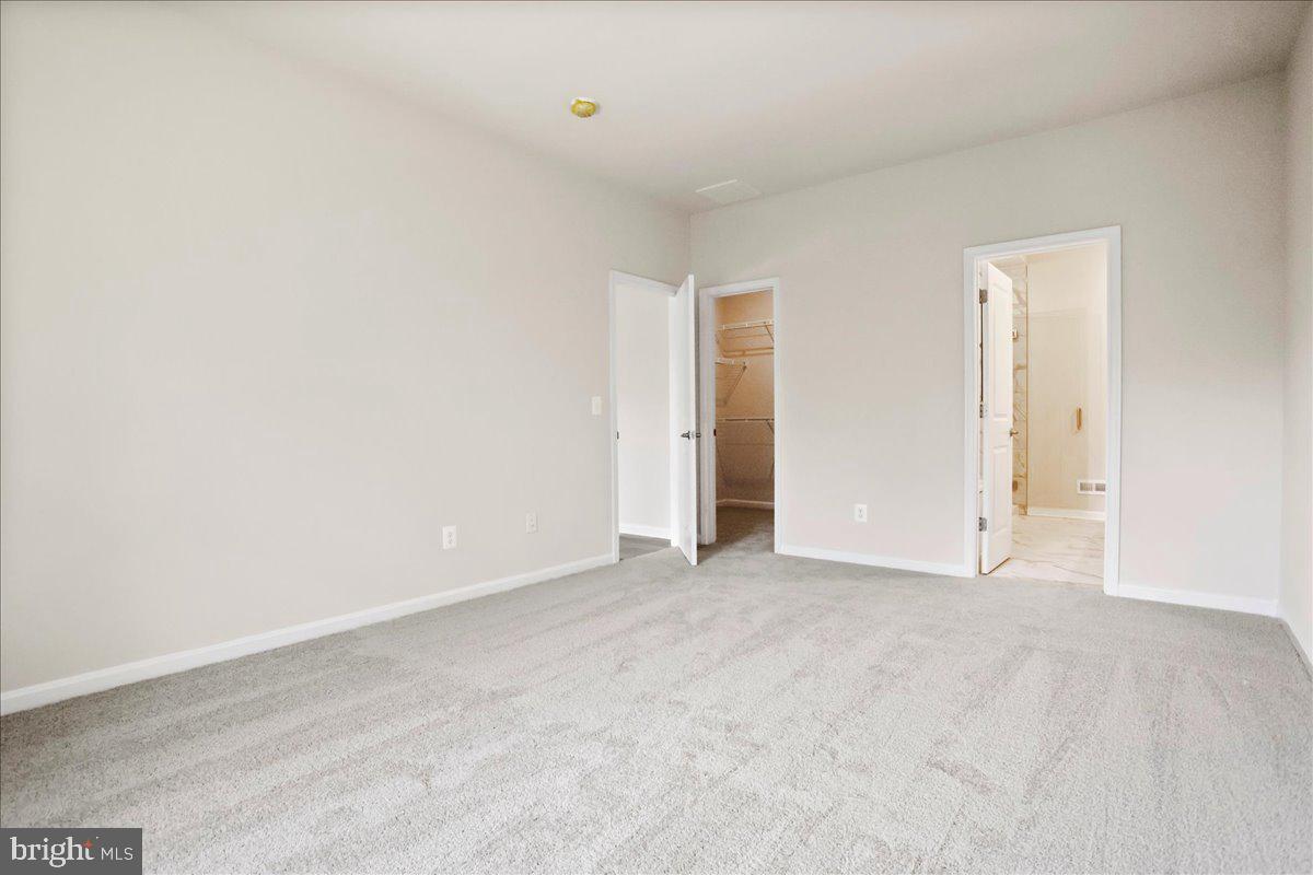 HUNTWELL WEST - Residential