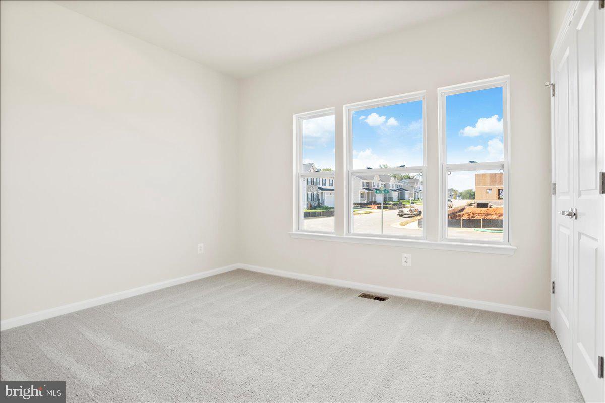 HUNTWELL WEST - Residential