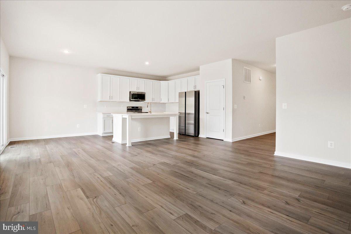 HUNTWELL WEST - Residential