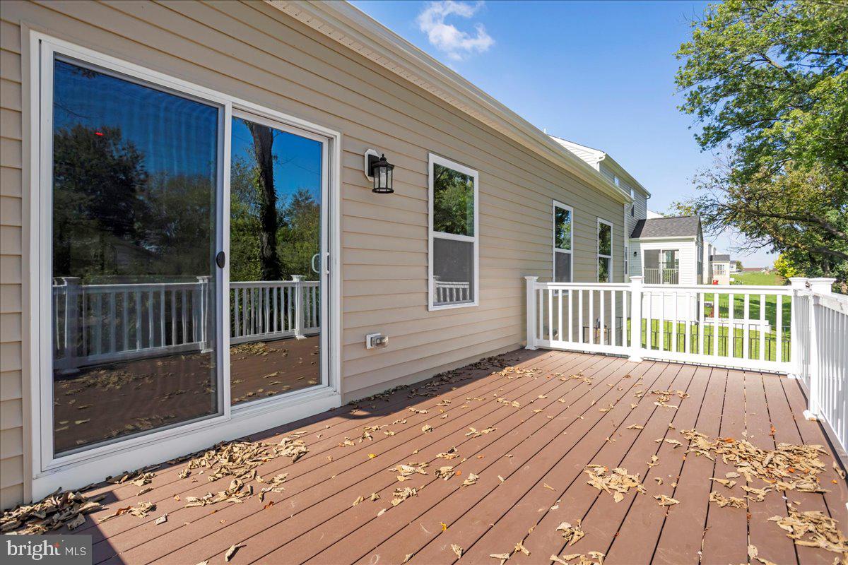 HUNTWELL WEST - Residential