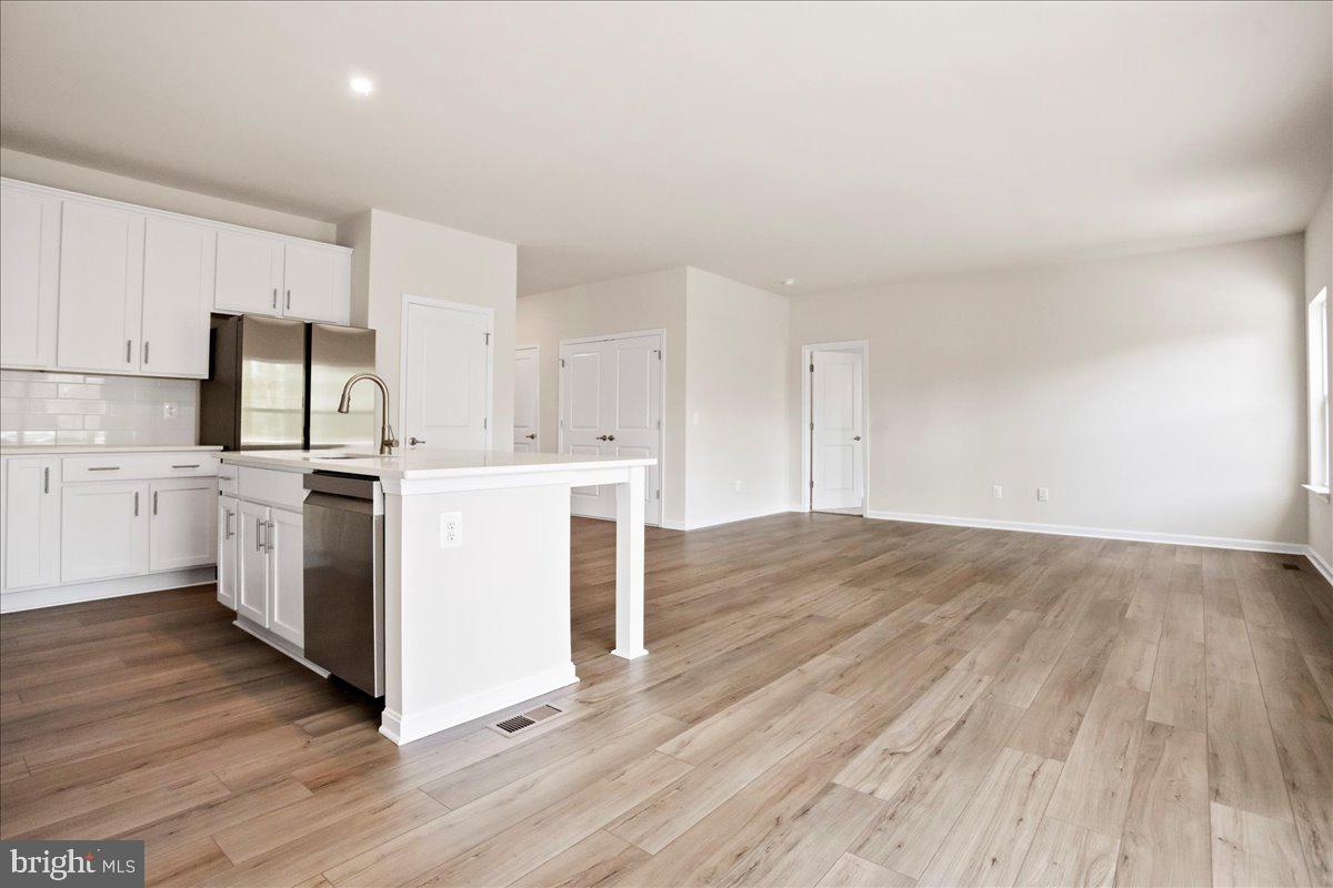 HUNTWELL WEST - Residential