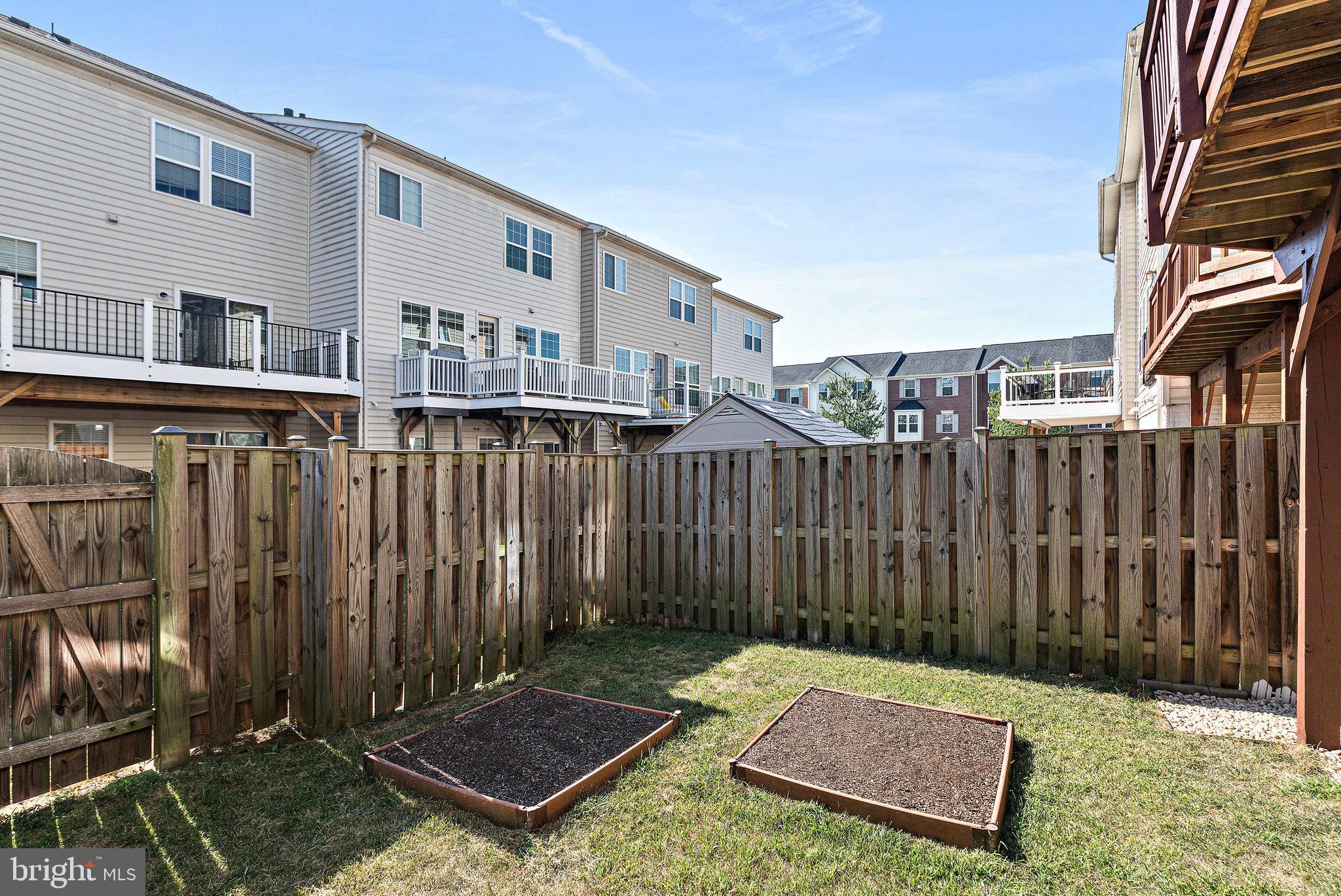 VILLAGES OF WELLINGTON - Residential