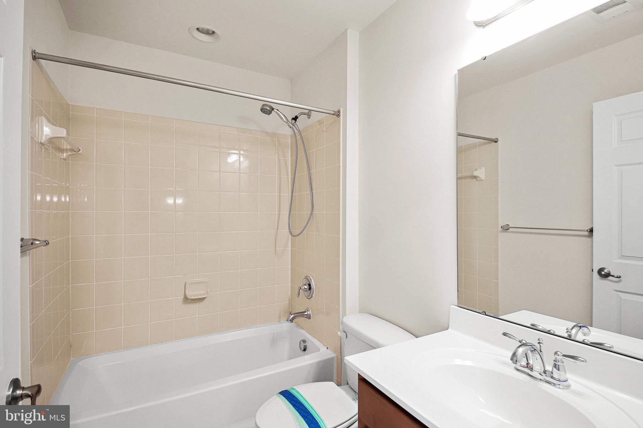 VILLAGES OF WELLINGTON - Residential