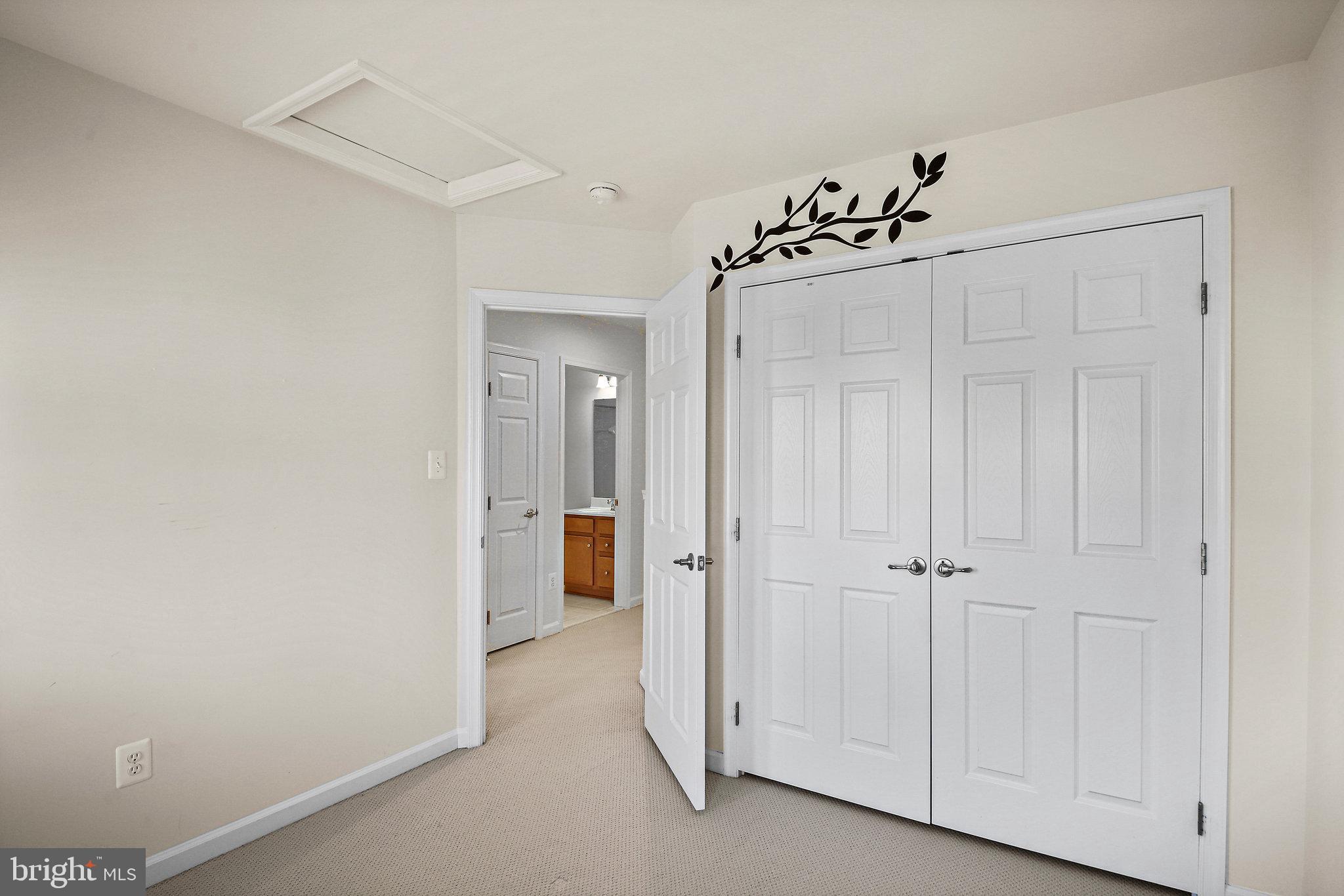 VILLAGES OF WELLINGTON - Residential