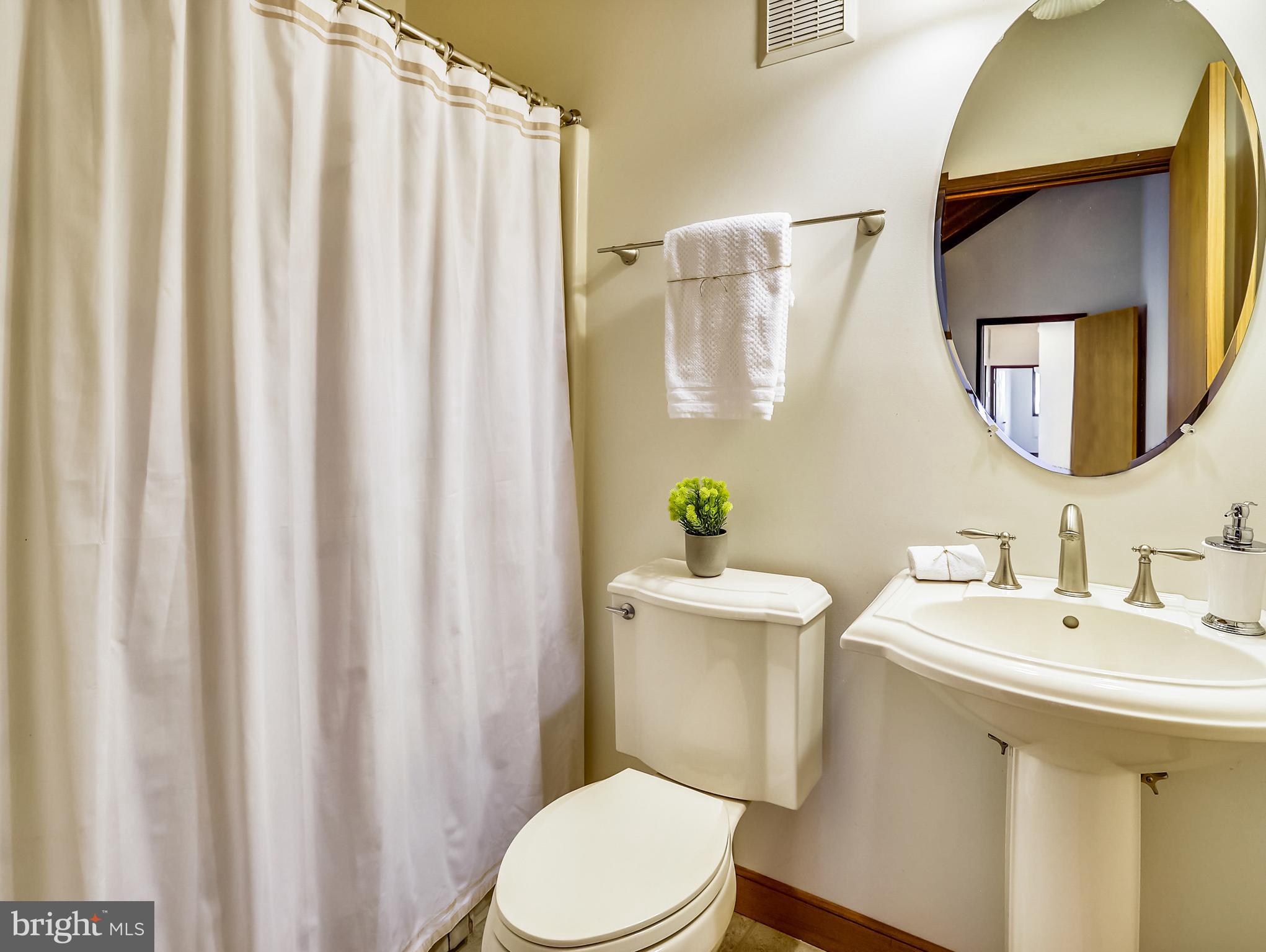 BELVOIR FARMS - Residential