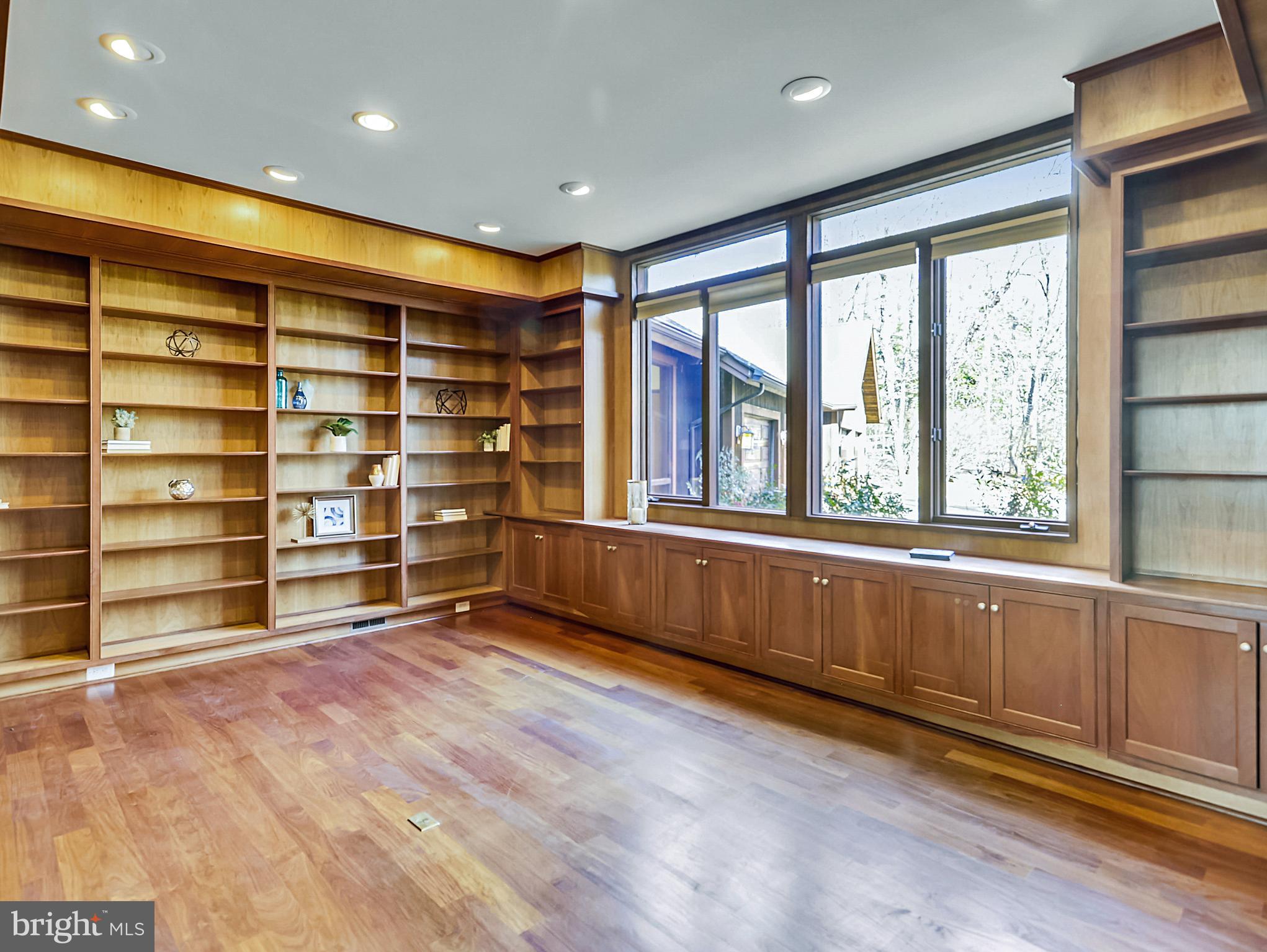 BELVOIR FARMS - Residential