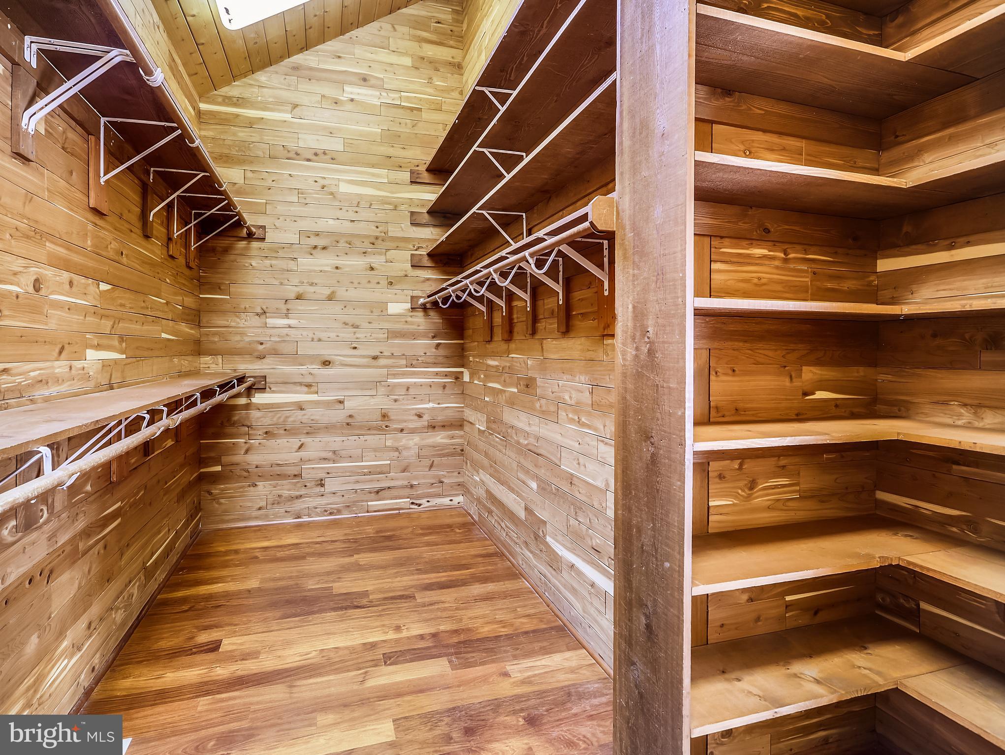 BELVOIR FARMS - Residential