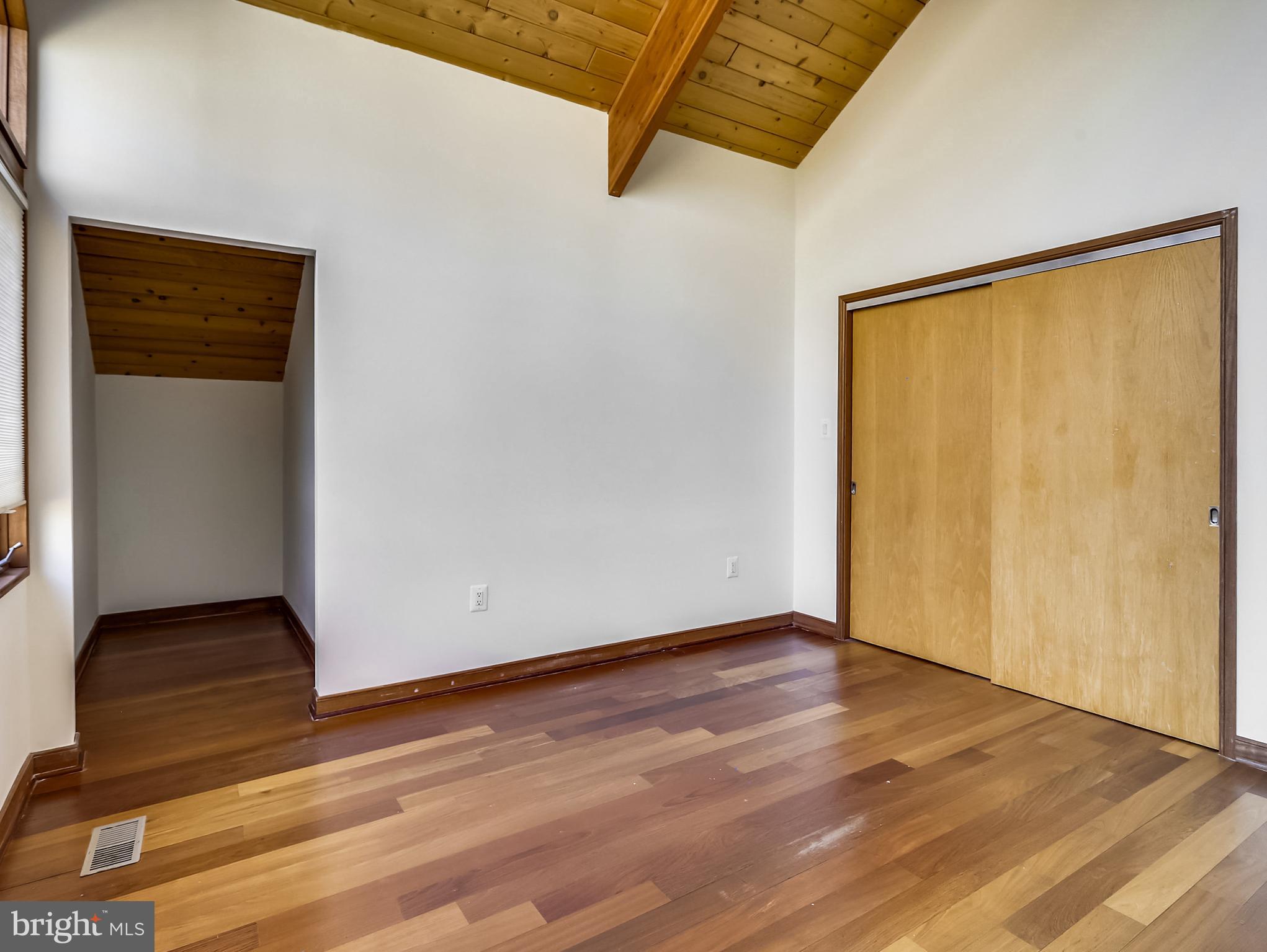 BELVOIR FARMS - Residential