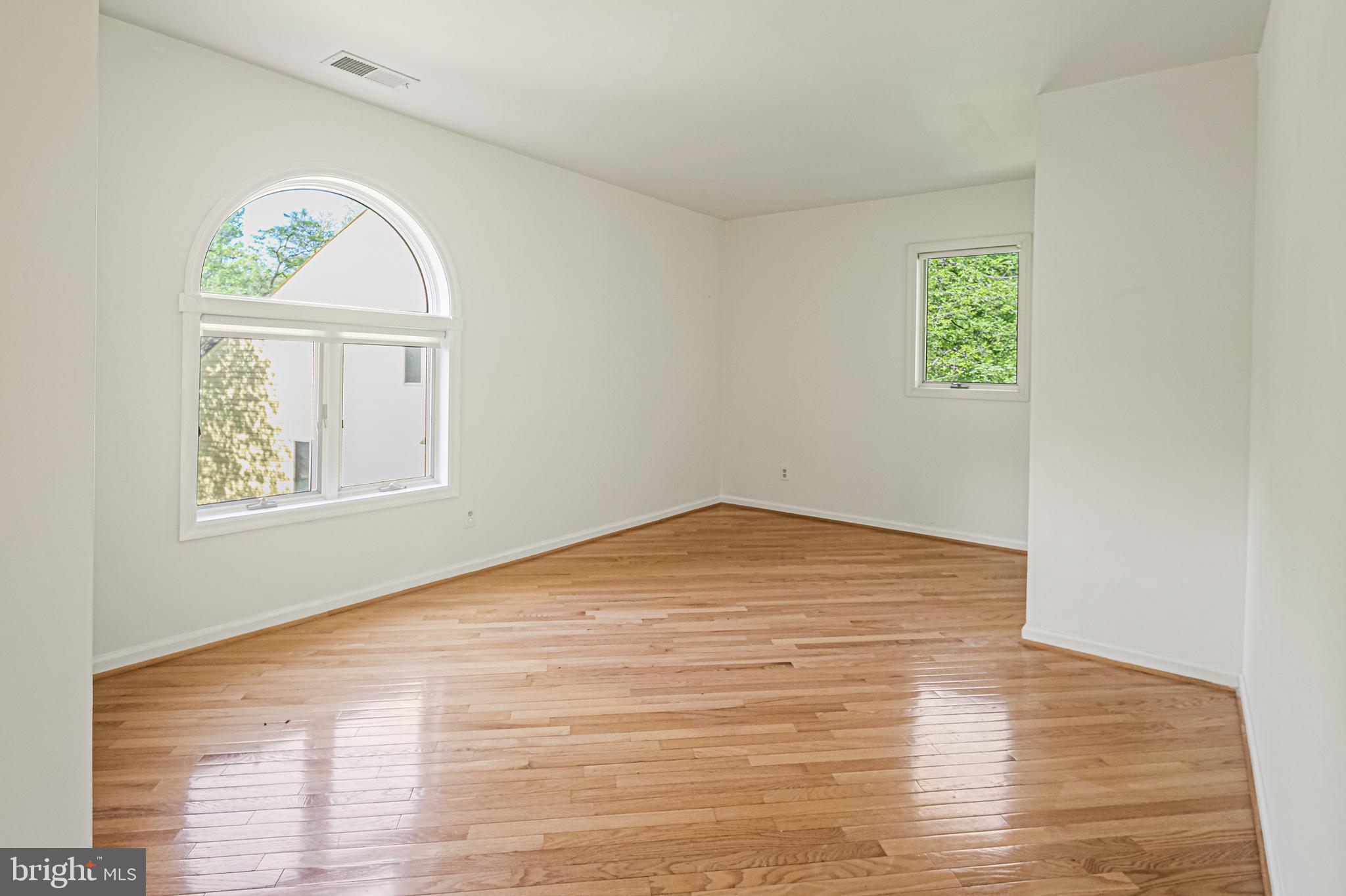 OWEN BROWN WOODS - Residential