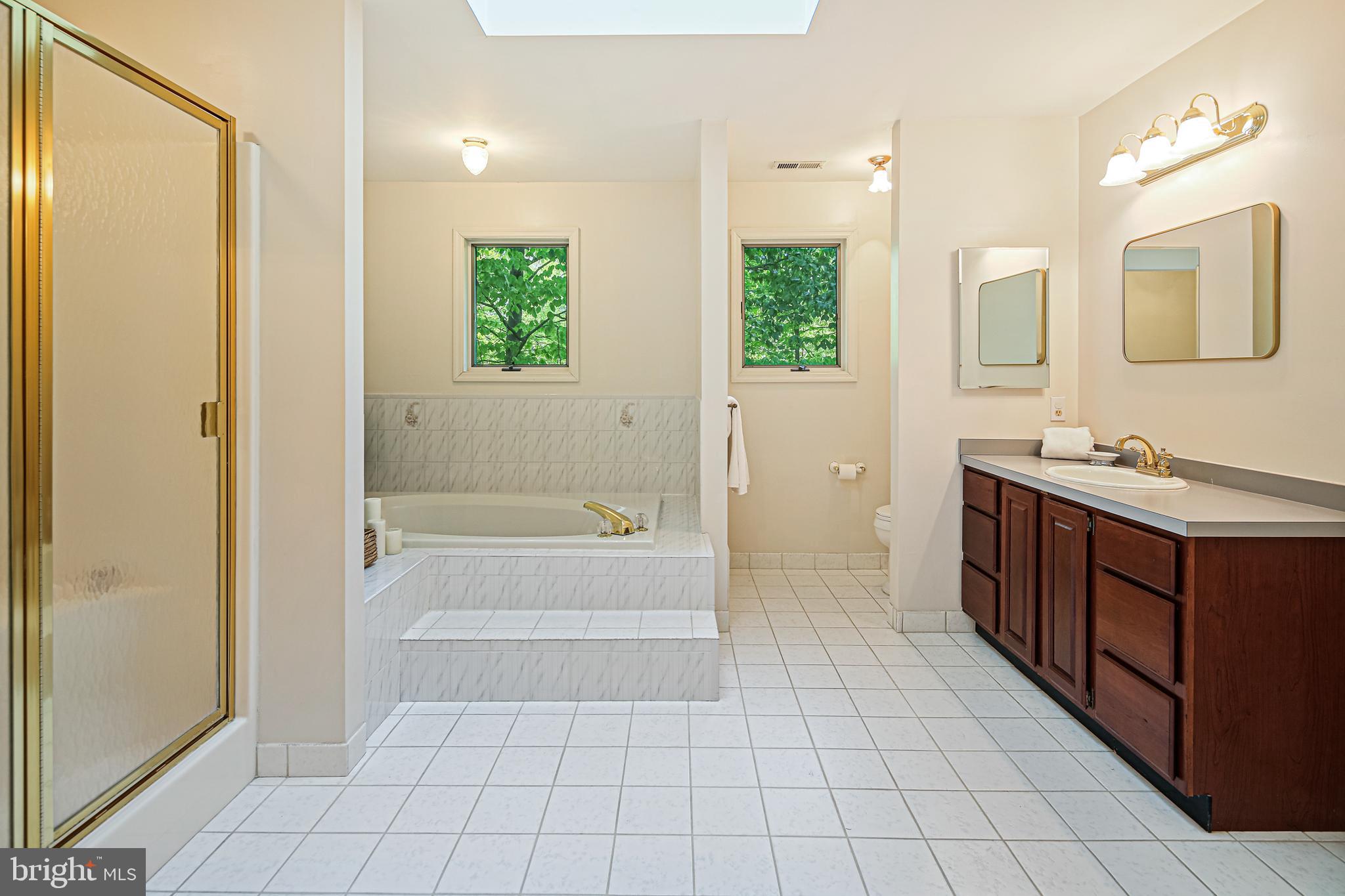 OWEN BROWN WOODS - Residential