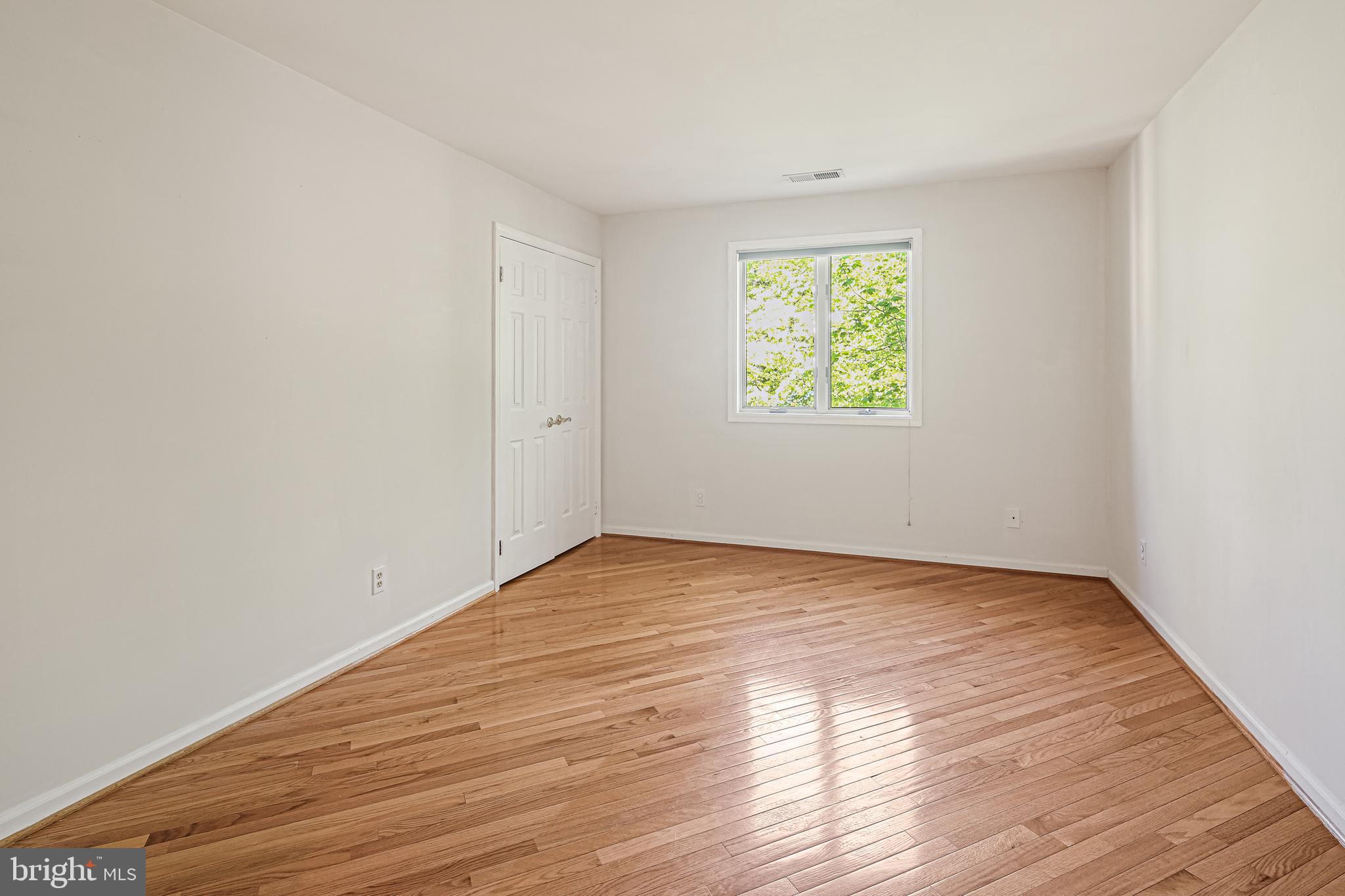 OWEN BROWN WOODS - Residential