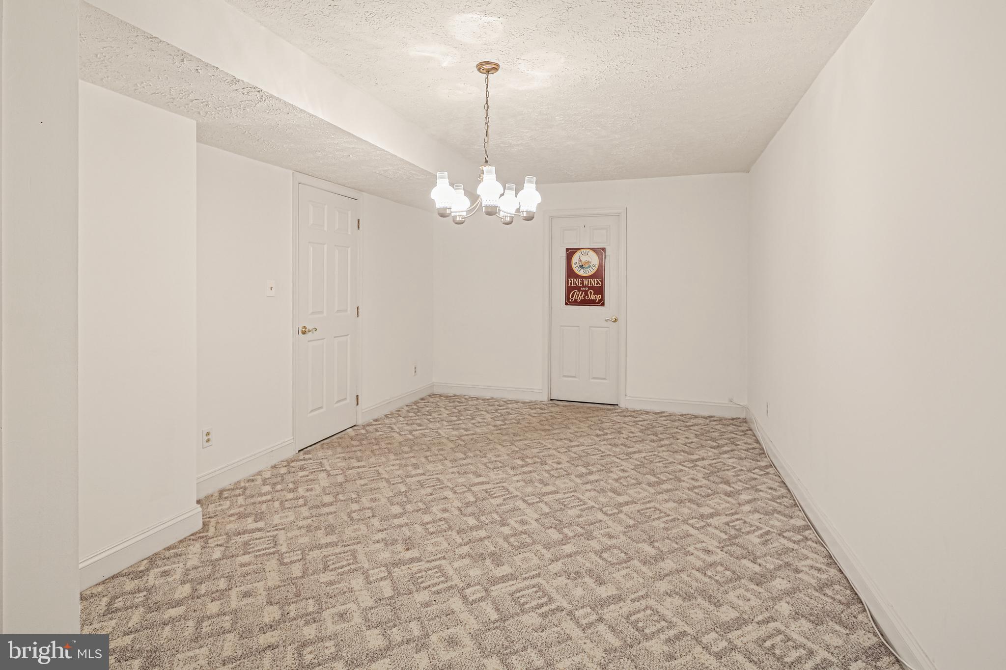 OWEN BROWN WOODS - Residential