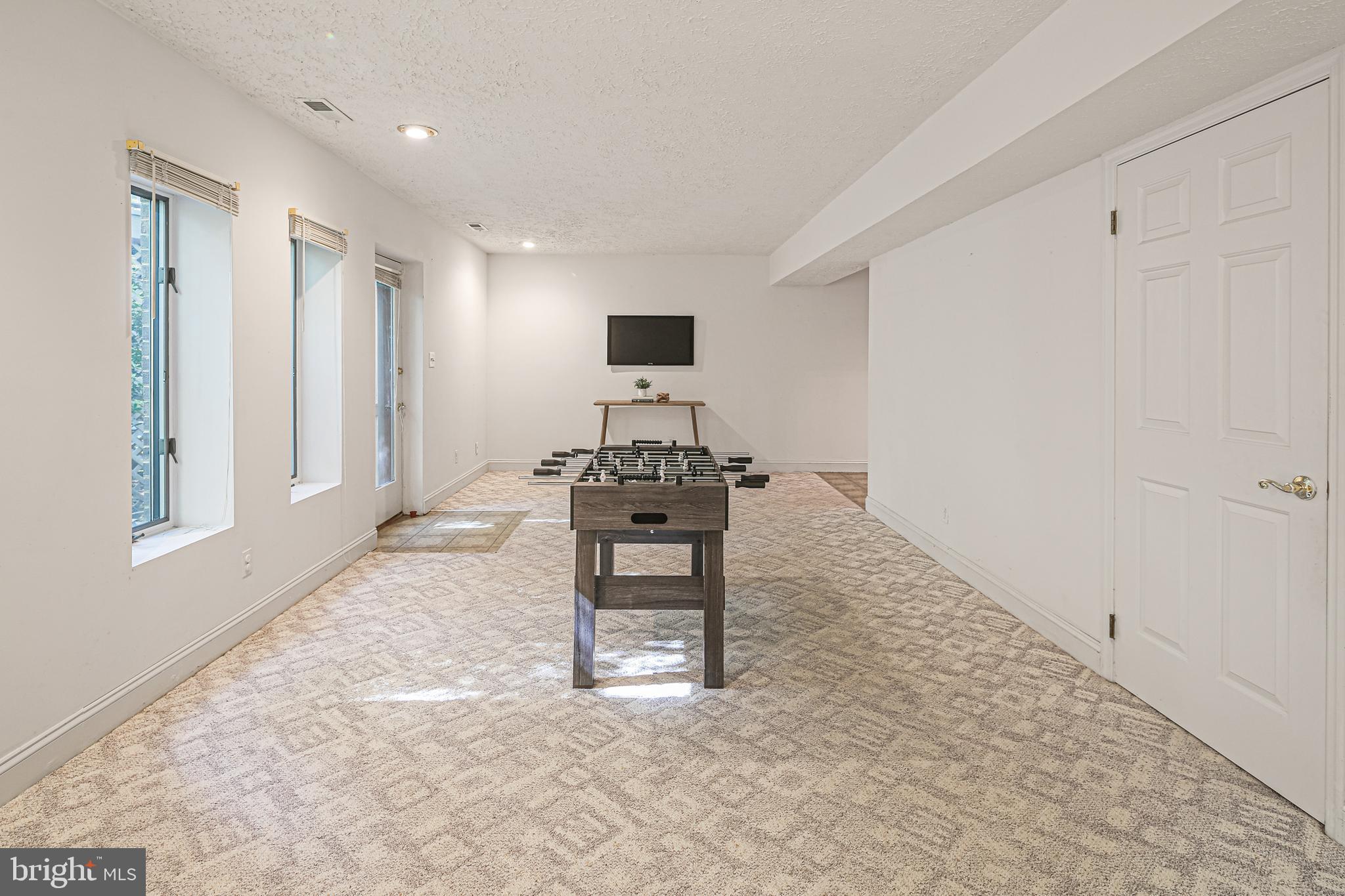 OWEN BROWN WOODS - Residential