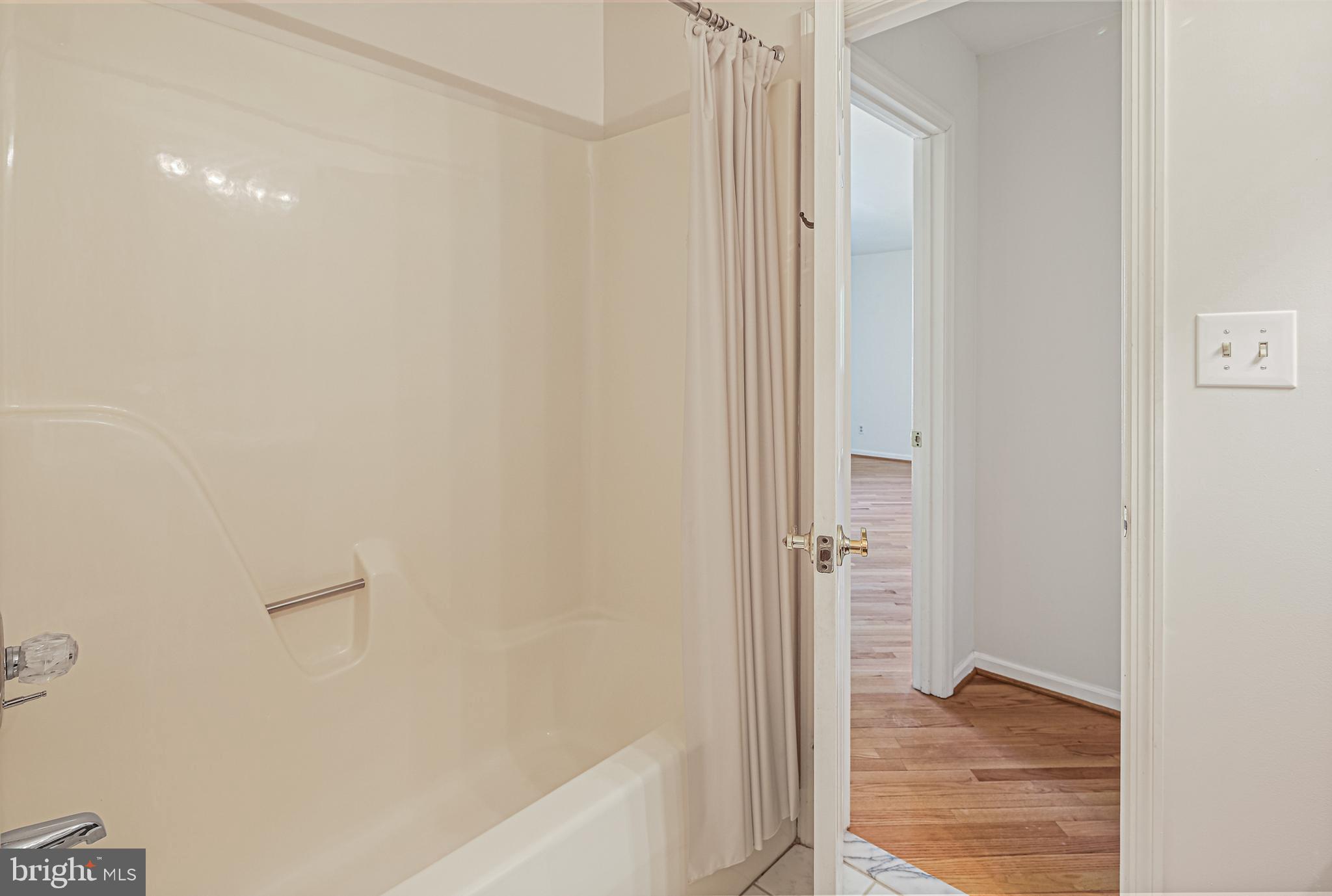 OWEN BROWN WOODS - Residential