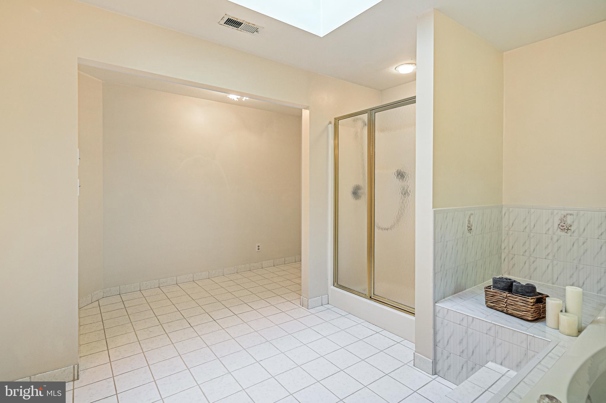 OWEN BROWN WOODS - Residential