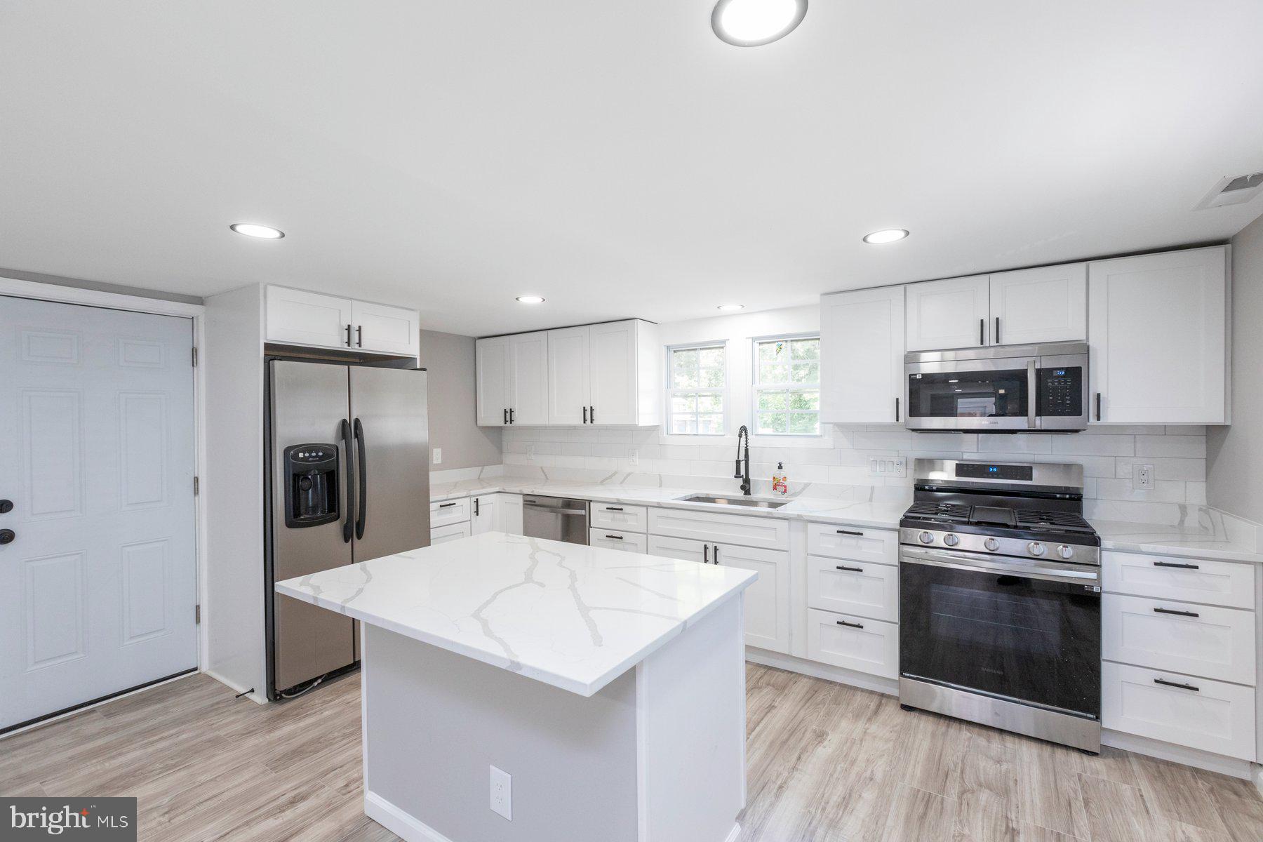 CAMBRIDGE - Residential