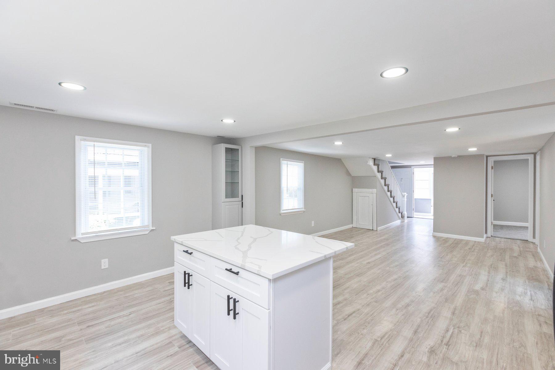 CAMBRIDGE - Residential