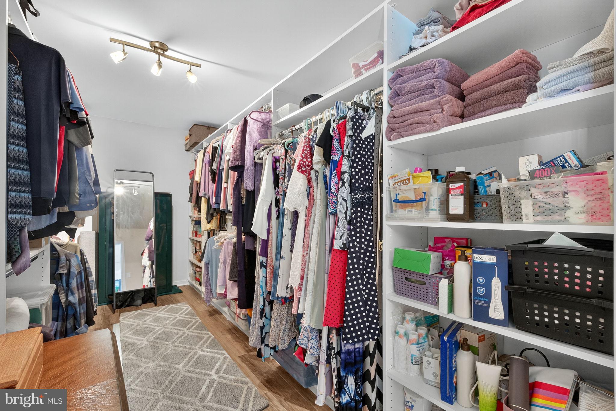 BOWLING GREEN MEADOWS - Residential