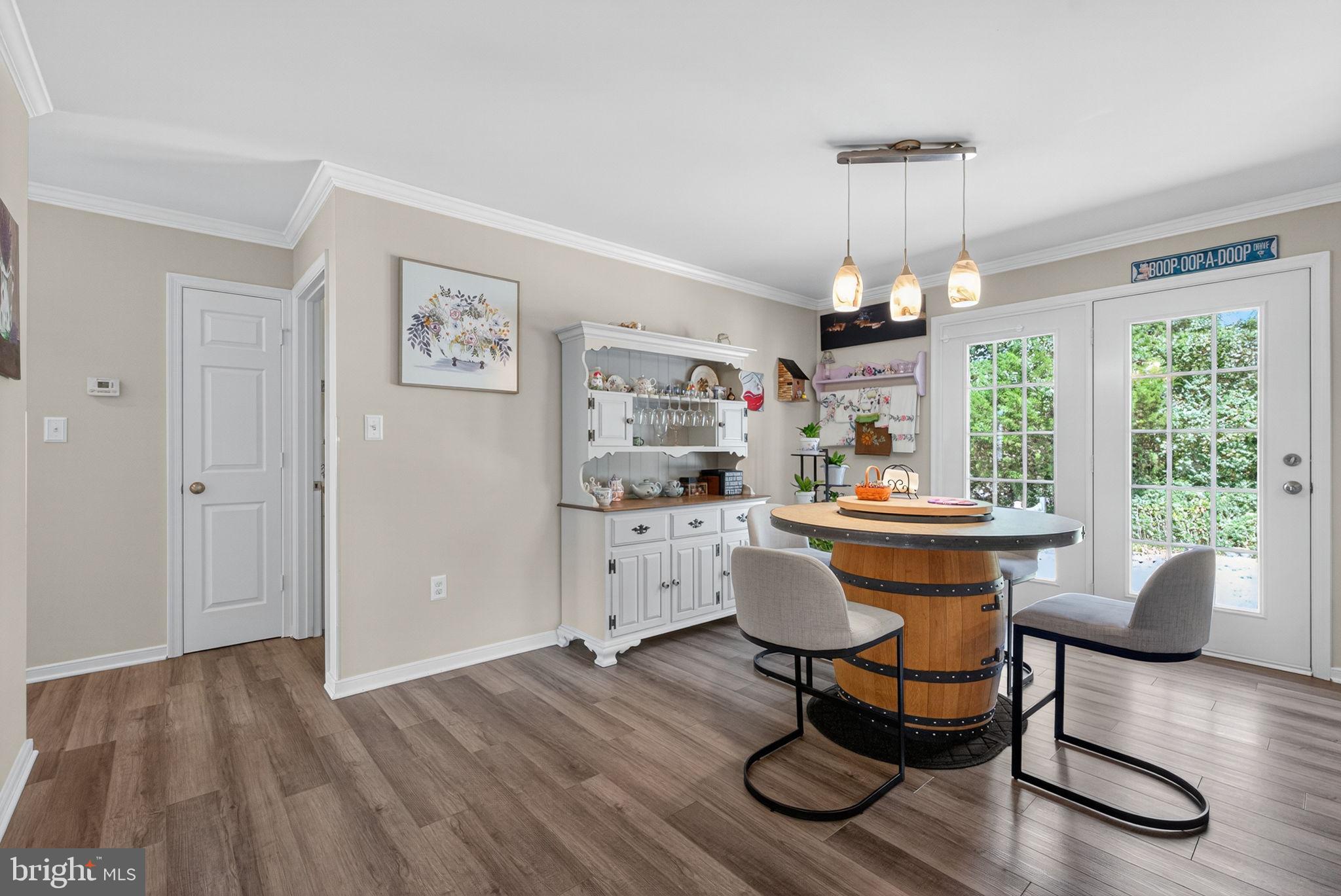 BOWLING GREEN MEADOWS - Residential