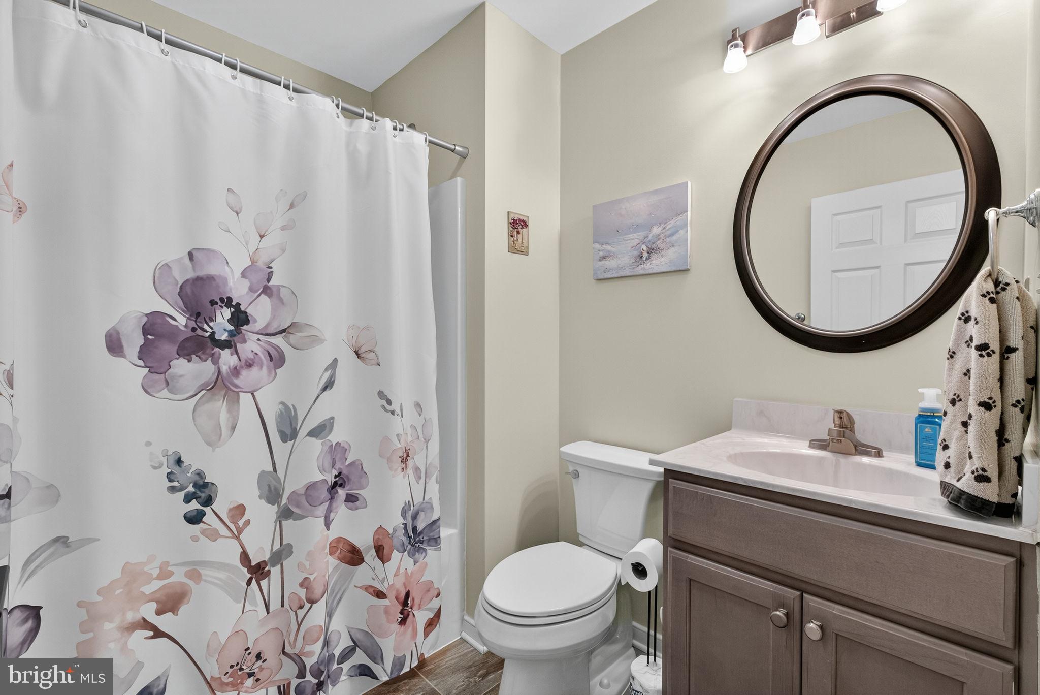 BOWLING GREEN MEADOWS - Residential